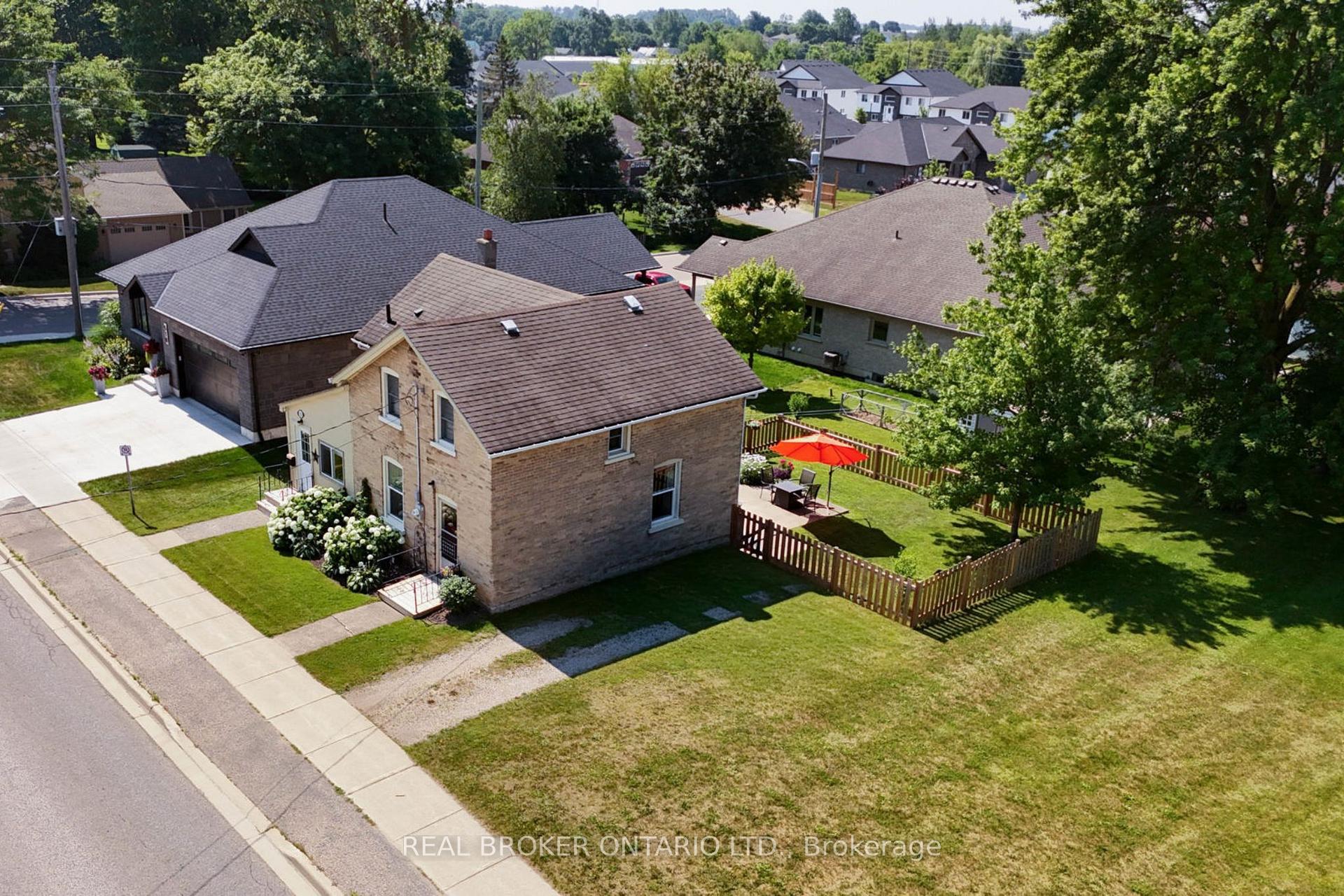 Photo 4 of 520 Elma Street W, North Perth, Listowel — HOMEH
