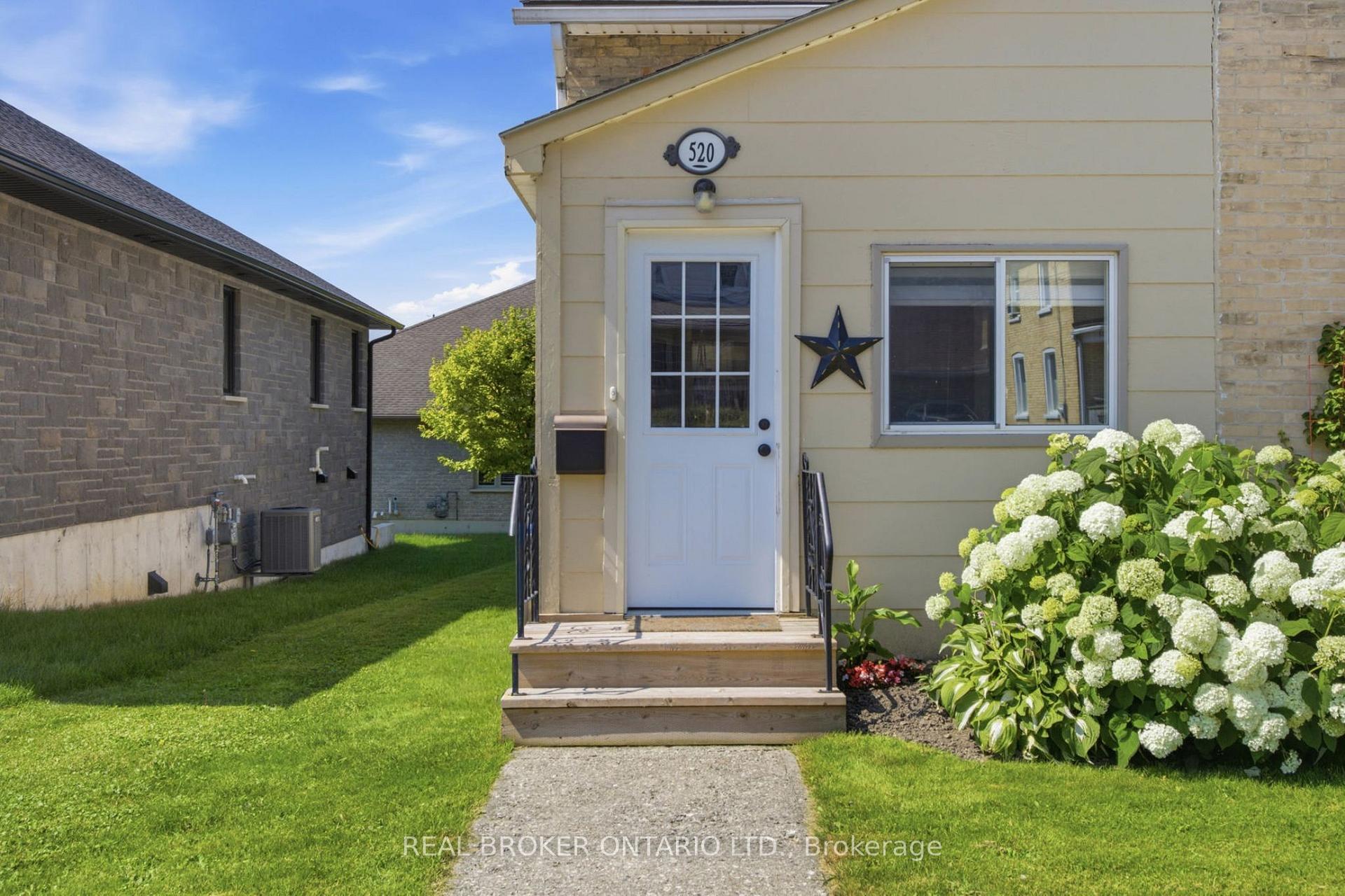 Photo 7 of 520 Elma Street W, North Perth, Listowel — HOMEH