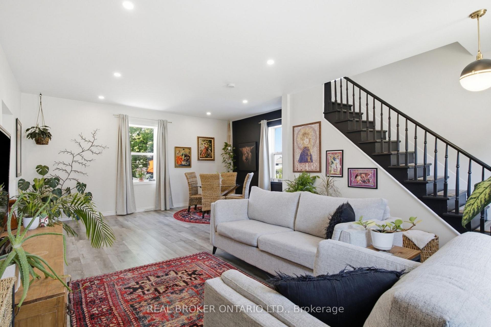 Photo 11 of 520 Elma Street W, North Perth, Listowel — HOMEH