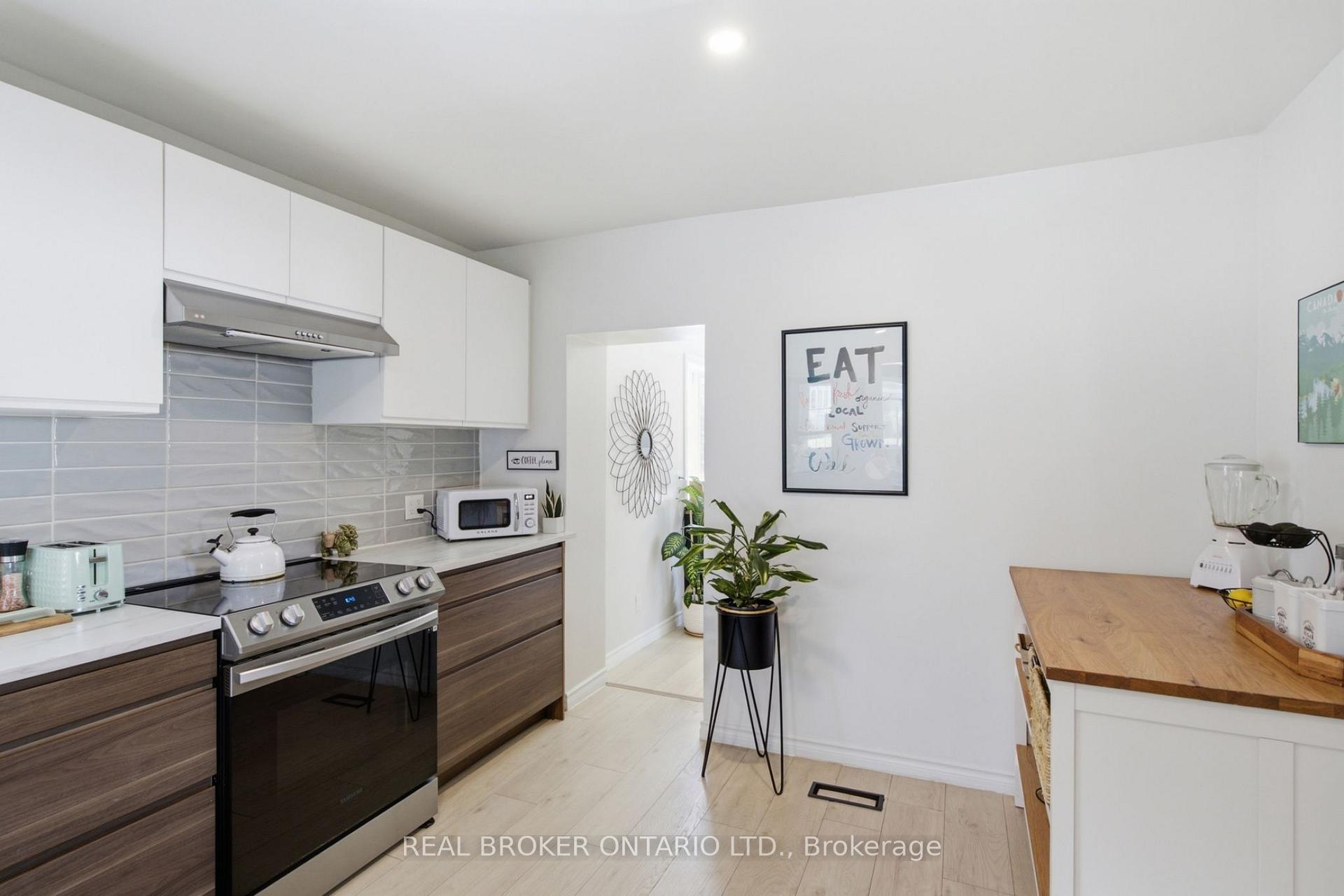 Photo 18 of 520 Elma Street W, North Perth, Listowel — HOMEH