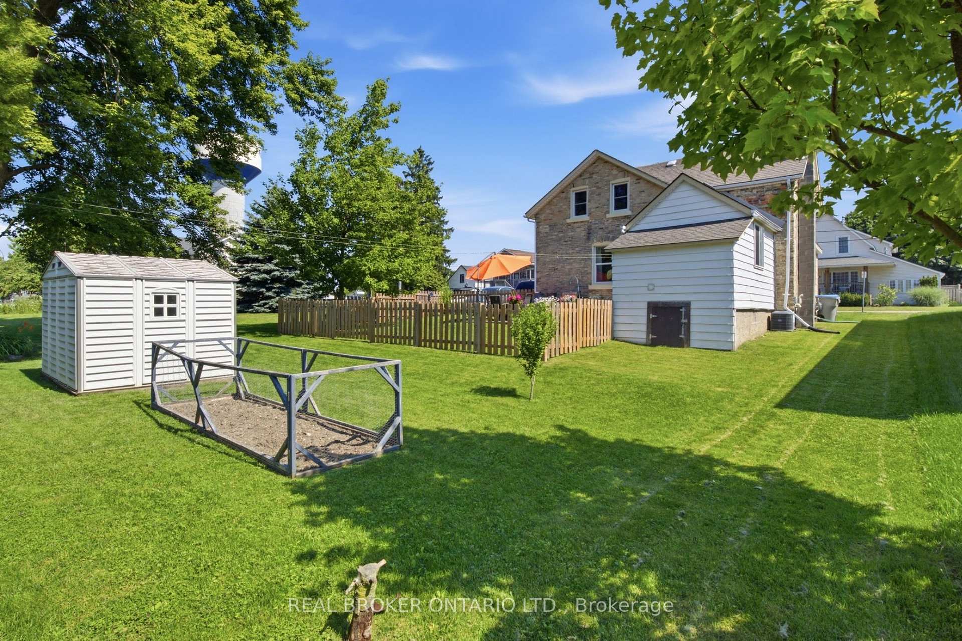 Photo 37 of 520 Elma Street W, North Perth, Listowel — HOMEH