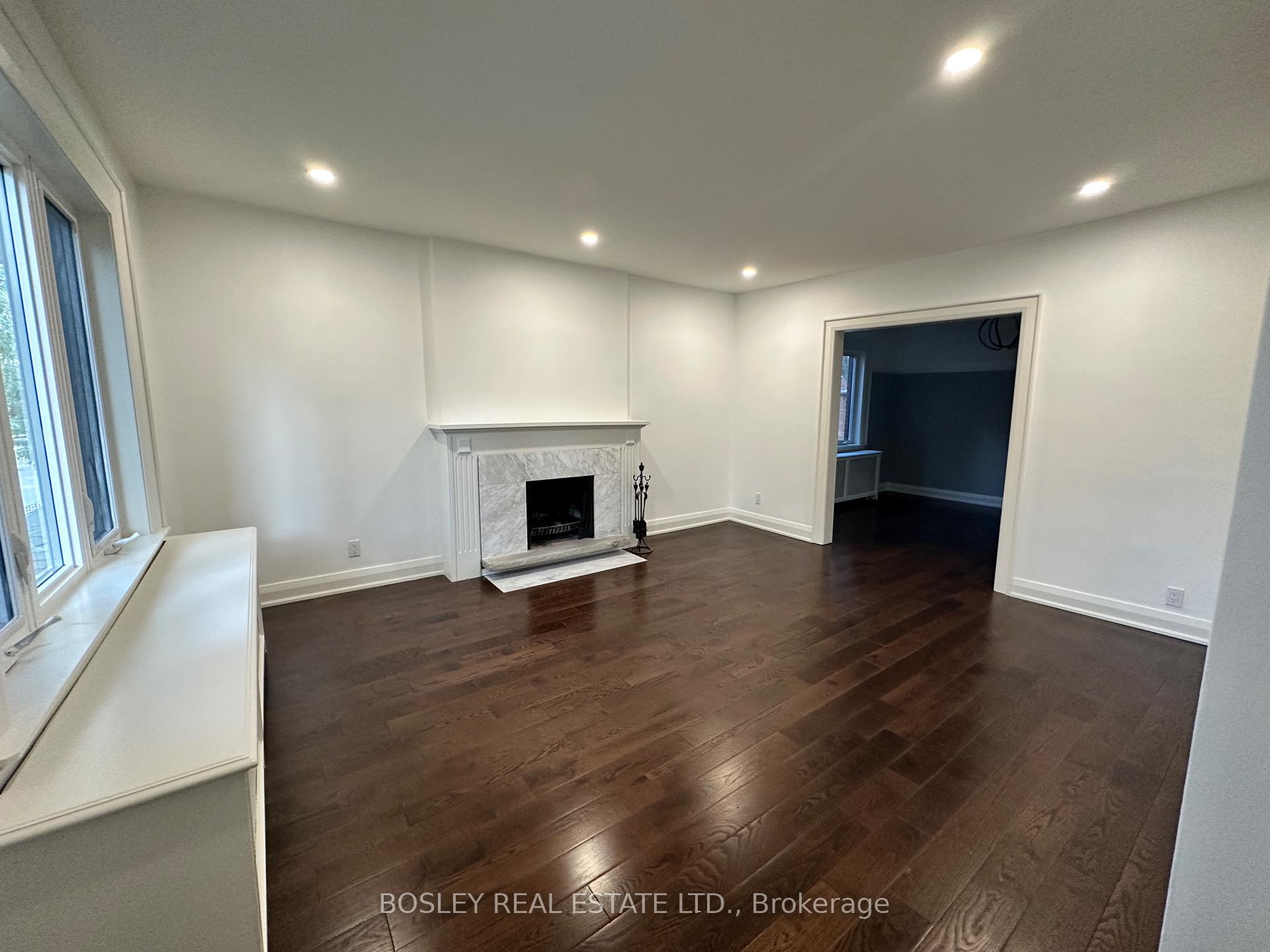 Photo 4 of Unit 2, 229 Manor Road E, Toronto, Mount Pleasant East — HOMEH