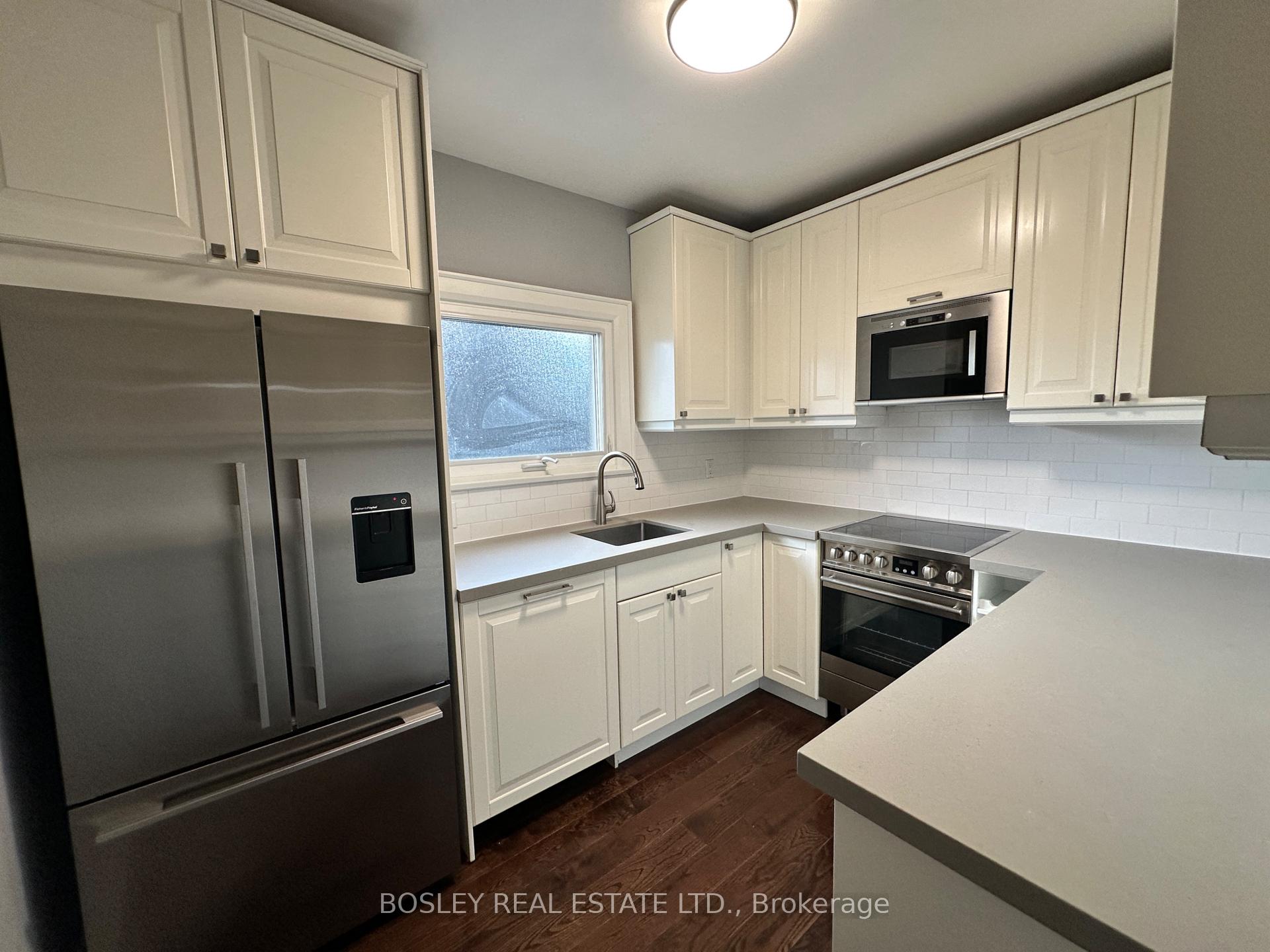 Photo 9 of Unit 2, 229 Manor Road E, Toronto, Mount Pleasant East — HOMEH