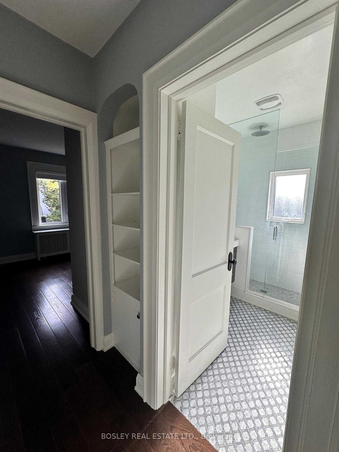 Photo 12 of Unit 2, 229 Manor Road E, Toronto, Mount Pleasant East — HOMEH