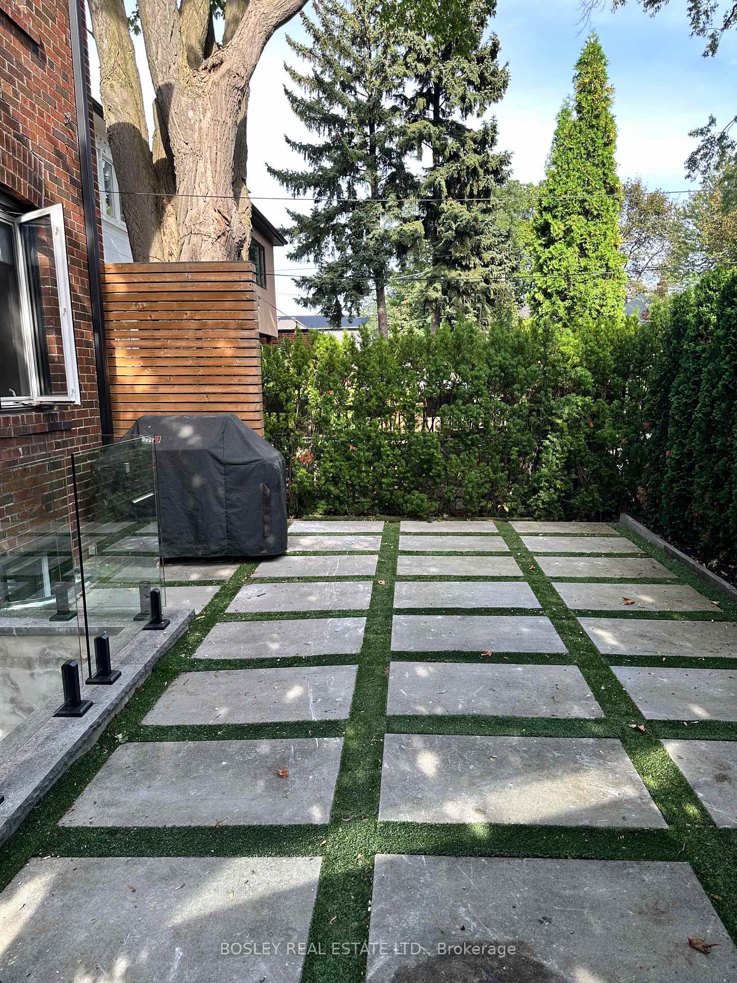 Photo 19 of Unit 2, 229 Manor Road E, Toronto, Mount Pleasant East — HOMEH