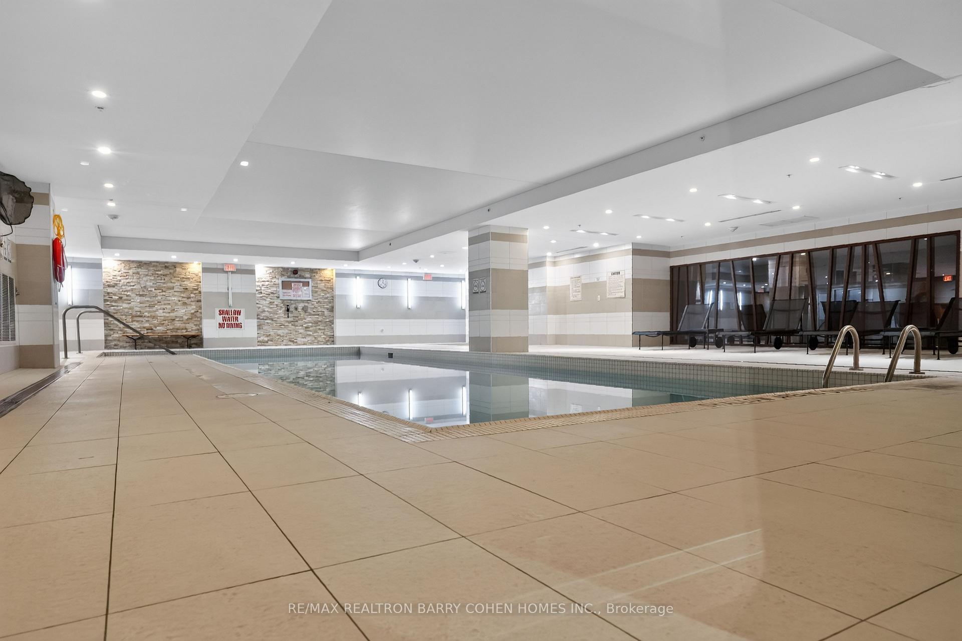 Photo 16 of Unit 1018, 111 St Clair Avenue W, Toronto, Yonge-St. Clair — HOMEH