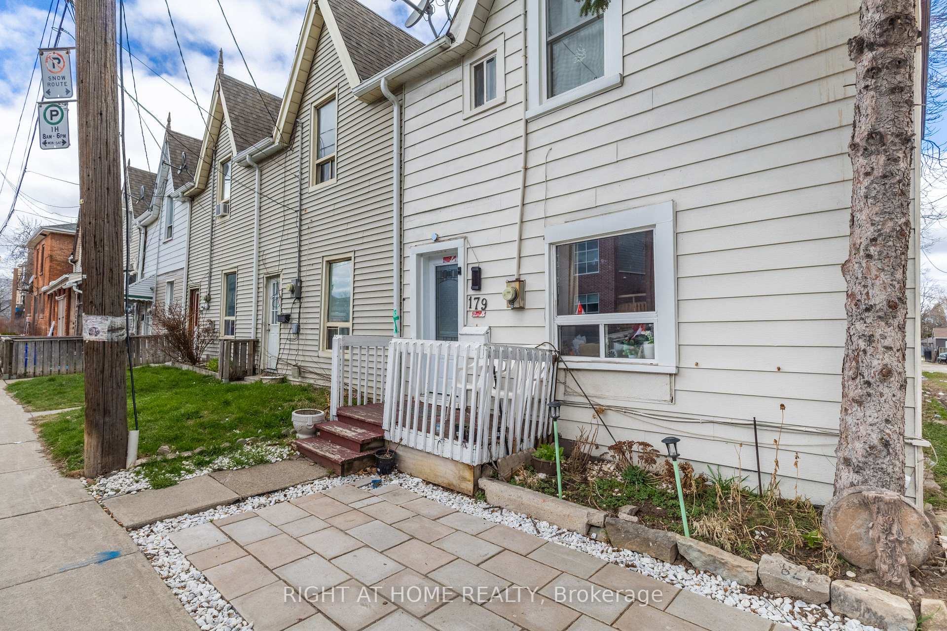 Photo 2 of 179 Wilson Street, Hamilton, Beasley — HOMEH