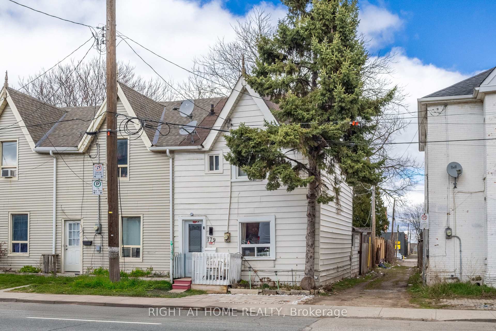 Photo 3 of 179 Wilson Street, Hamilton, Beasley — HOMEH