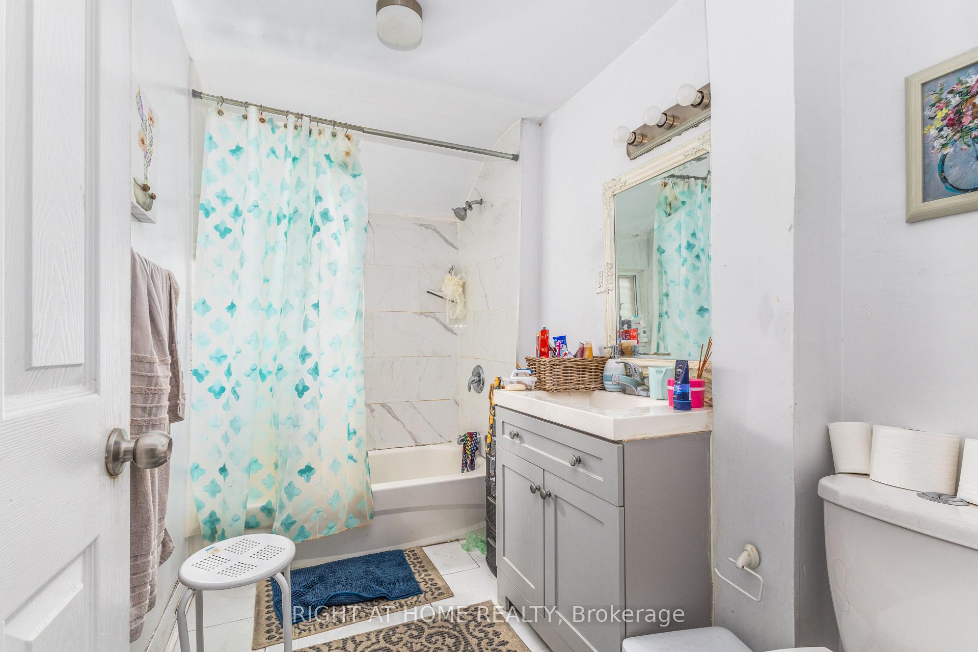 Photo 42 of 179 Wilson Street, Hamilton, Beasley — HOMEH