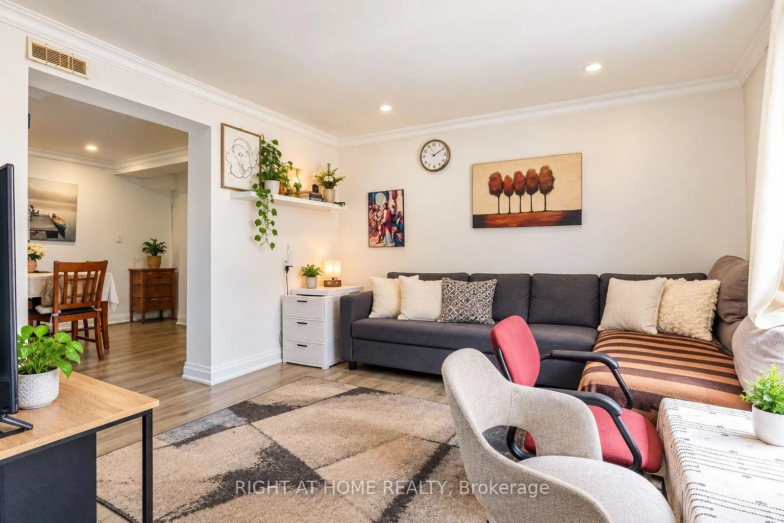 Photo 5 of 179 Wilson Street, Hamilton, Beasley — HOMEH