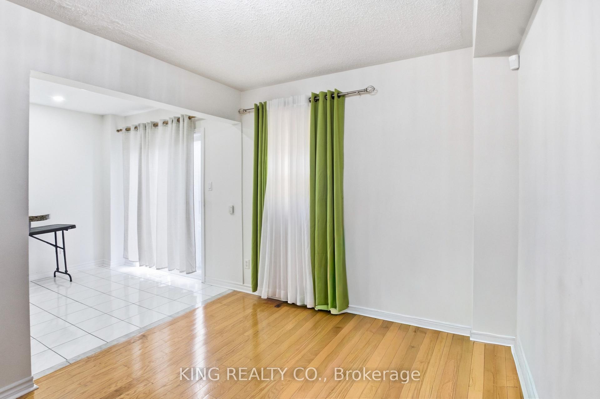 Photo 6 of 81 Tessler Crescent, Brampton, Brampton West — HOMEH