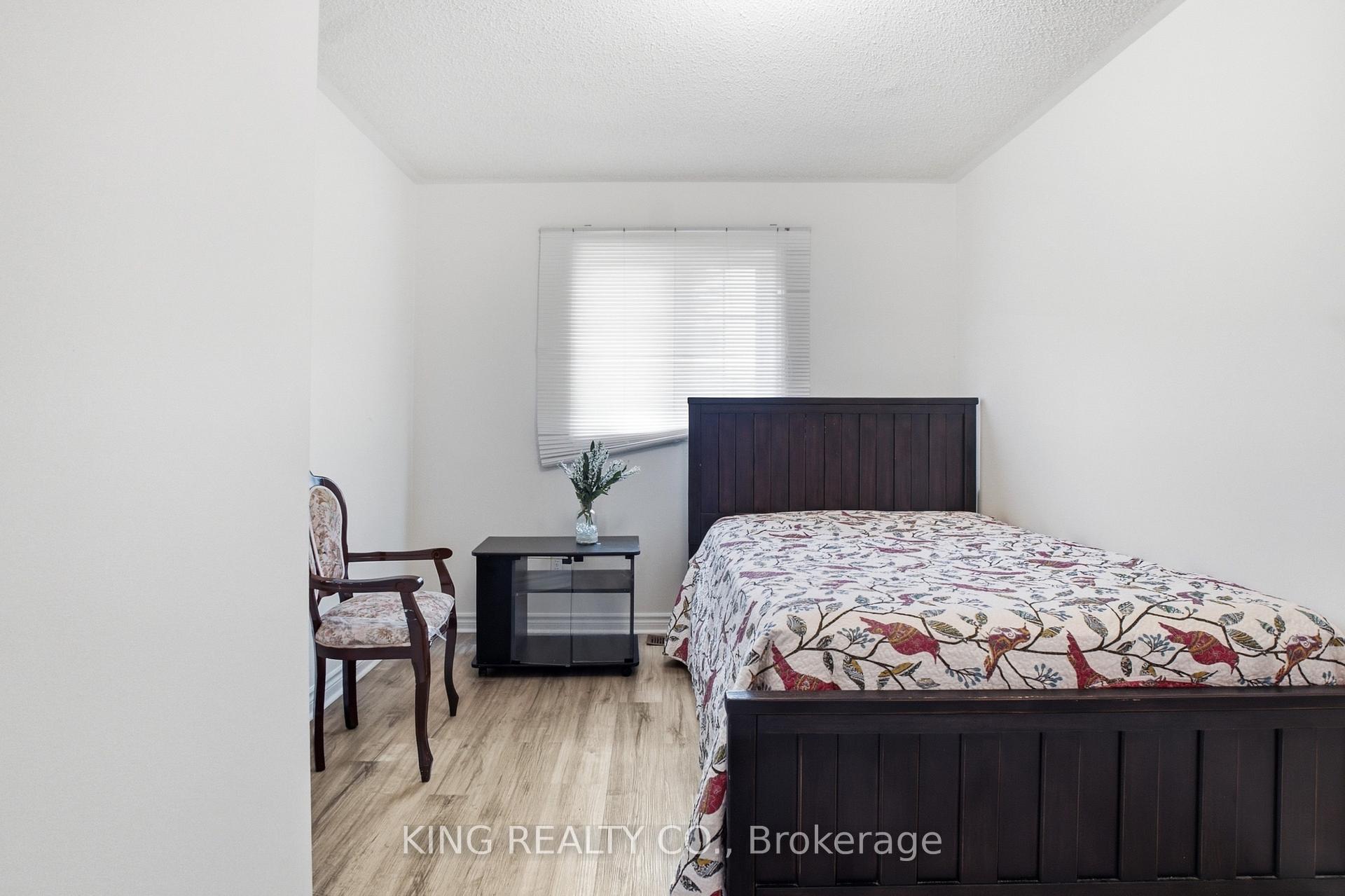 Photo 24 of 81 Tessler Crescent, Brampton, Brampton West — HOMEH