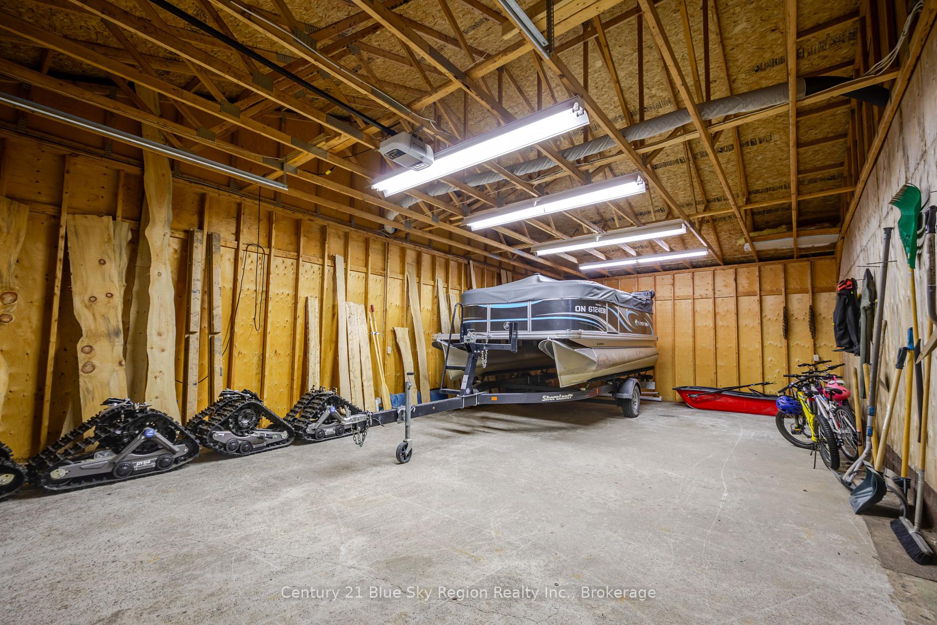 Photo 45 of 1 Springdale Drive, North Bay, Airport — HOMEH