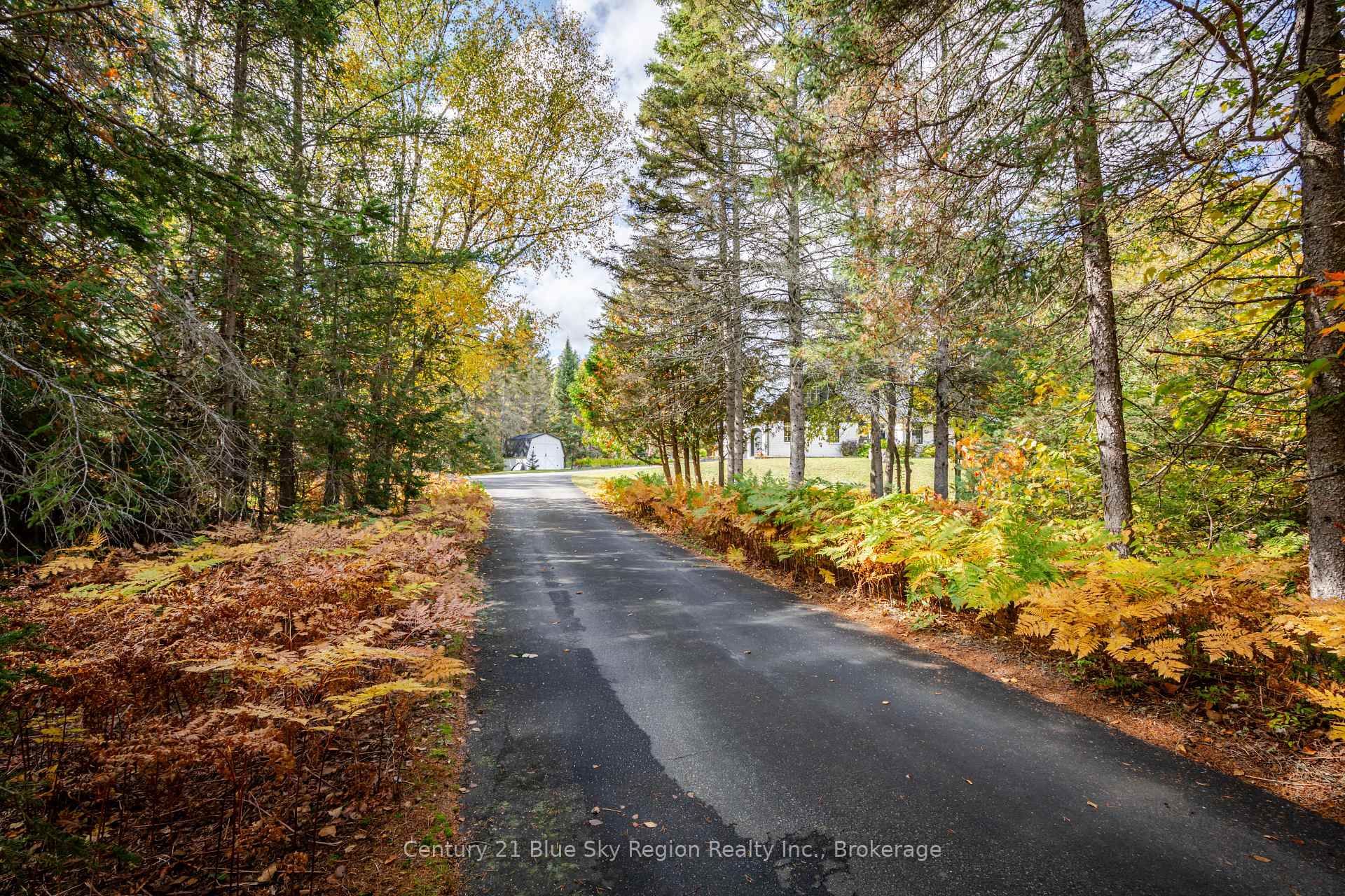 Photo 48 of 1 Springdale Drive, North Bay, Airport — HOMEH