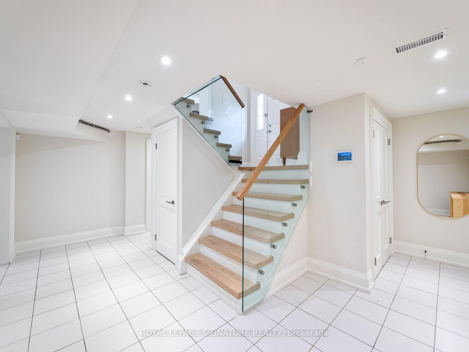 Photo 21 of 9 Danville Drive, North York, St. Andrew-Windfields — HOMEH