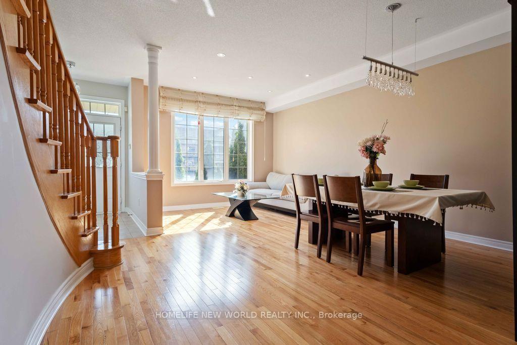 Photo 4 of 332 Williamson Road, Markham, Greensborough — HOMEH