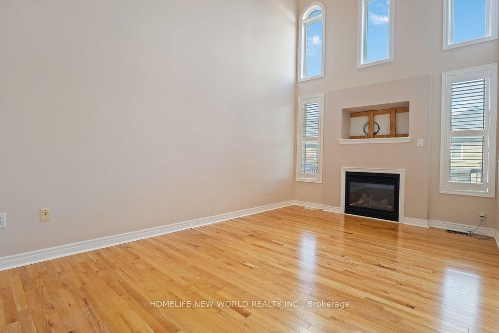 Photo 9 of 332 Williamson Road, Markham, Greensborough — HOMEH