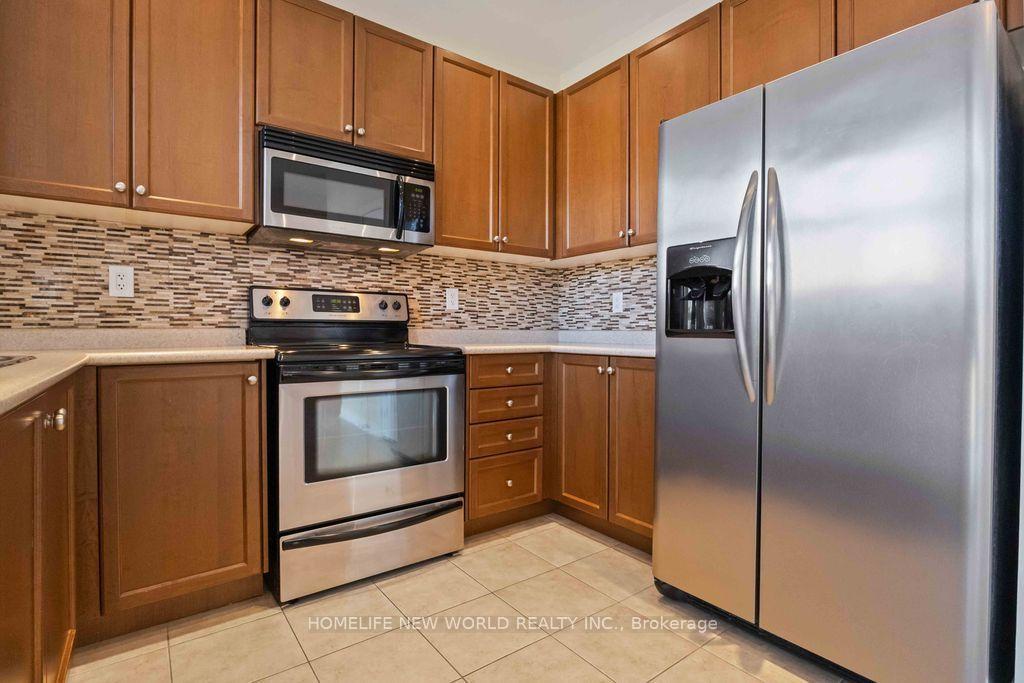 Photo 14 of 332 Williamson Road, Markham, Greensborough — HOMEH