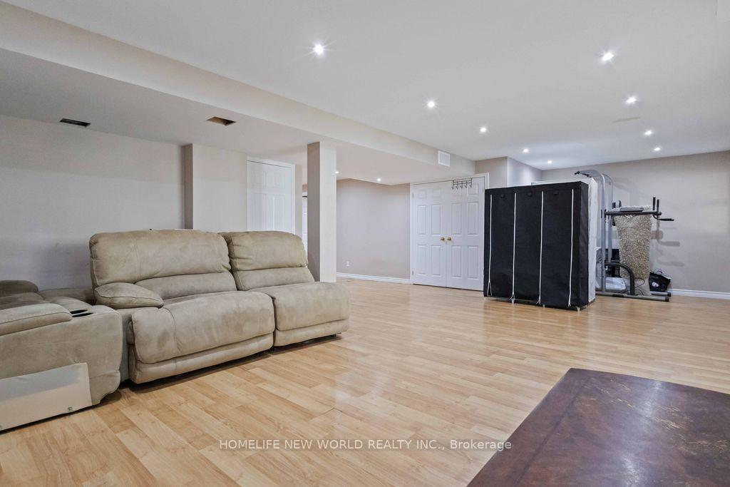 Photo 28 of 332 Williamson Road, Markham, Greensborough — HOMEH