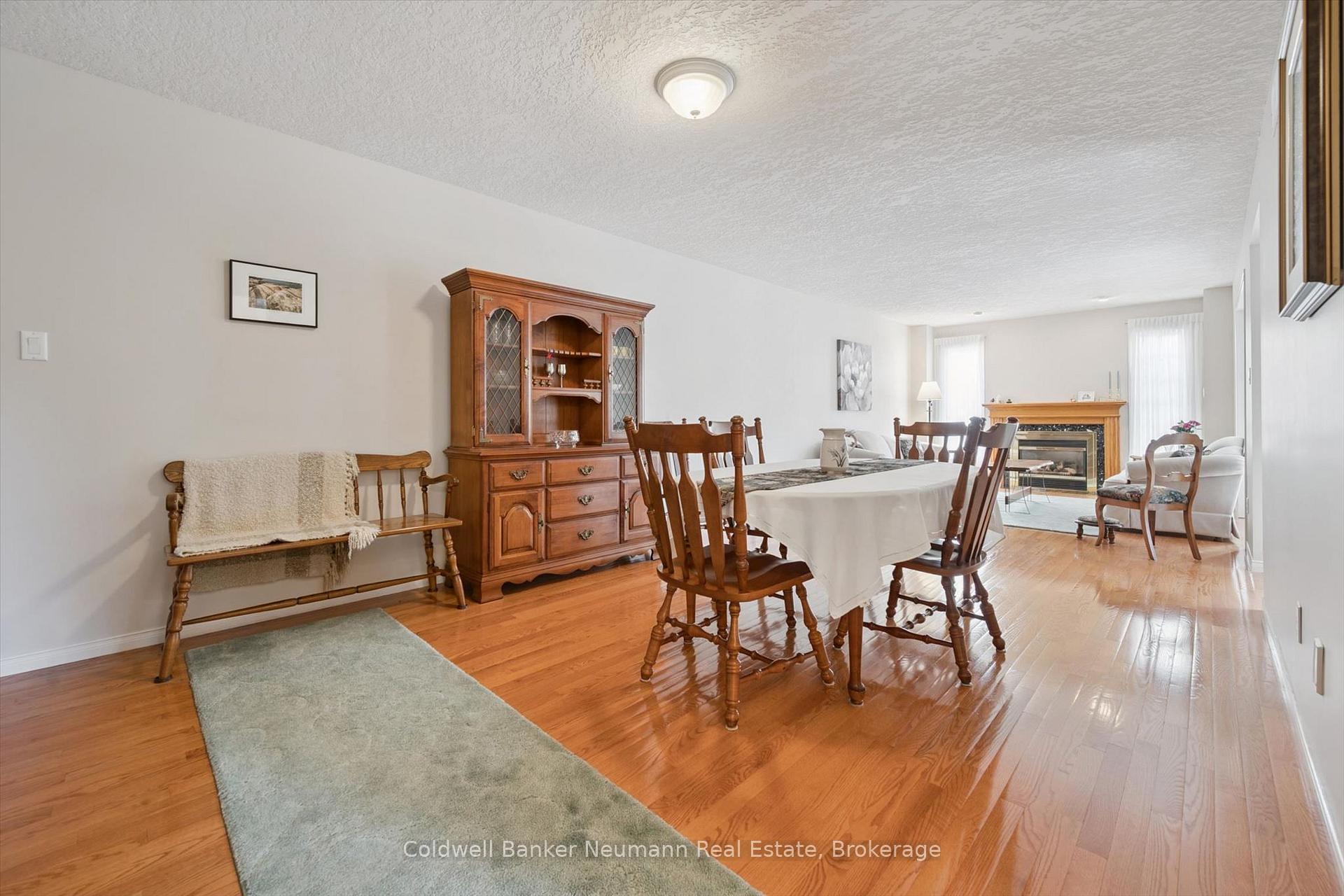Photo 4 of Unit 20, 941 Gordon Street, Guelph, Kortright West — HOMEH