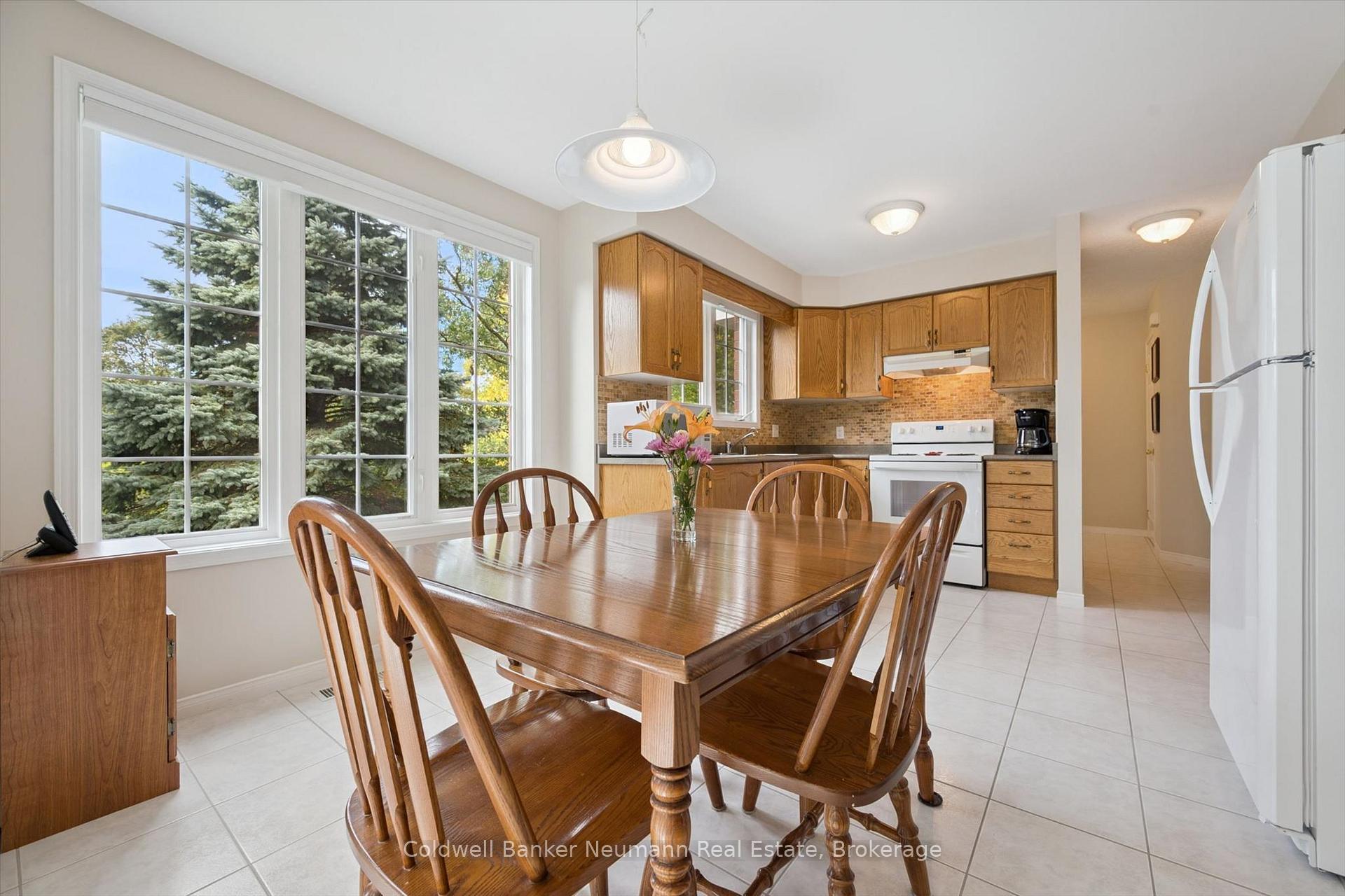 Photo 10 of Unit 20, 941 Gordon Street, Guelph, Kortright West — HOMEH