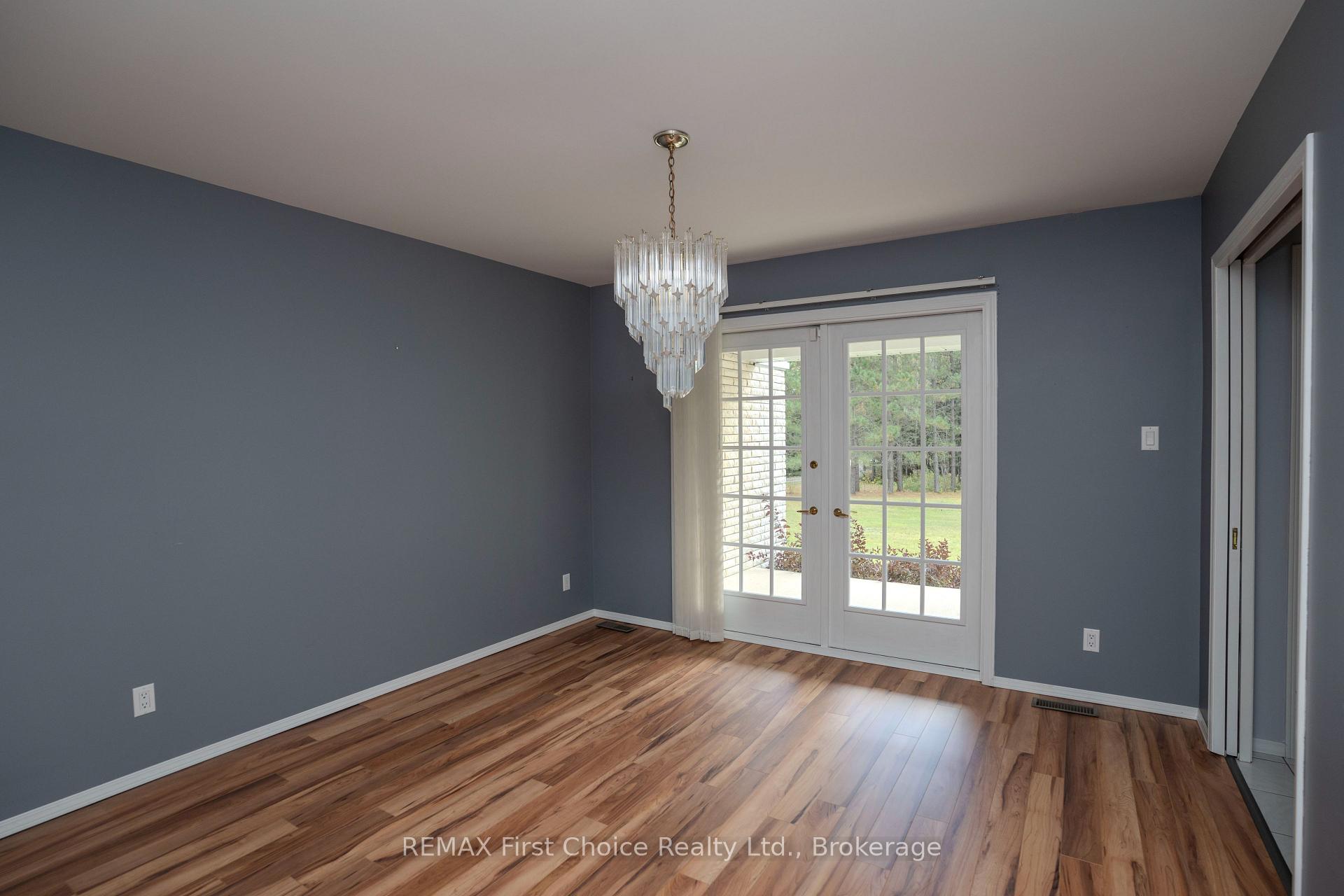 Photo 10 of 2086 Granite Road Granite Road, Thunder Bay, McIntyre South — HOMEH