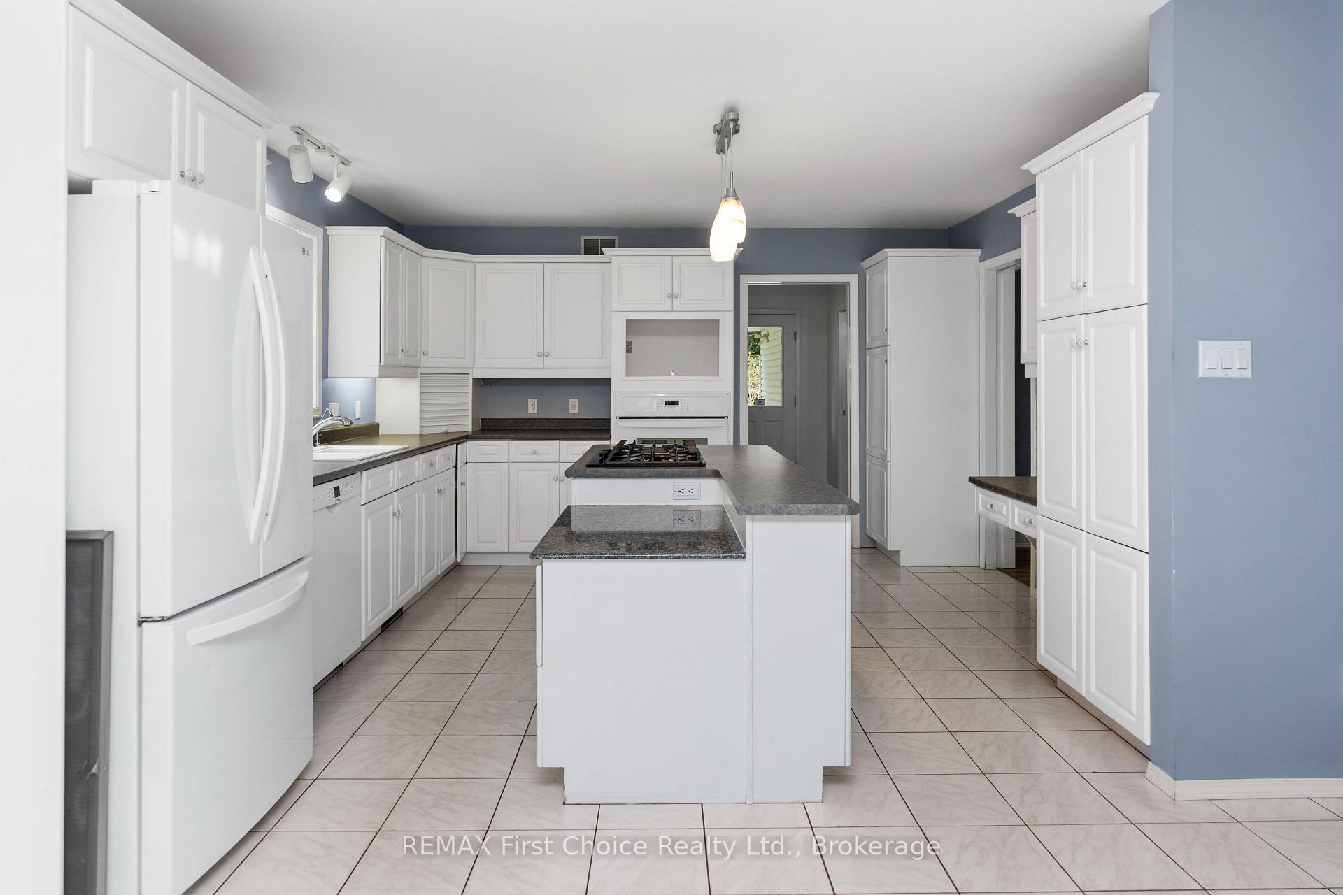 Photo 15 of 2086 Granite Road Granite Road, Thunder Bay, McIntyre South — HOMEH