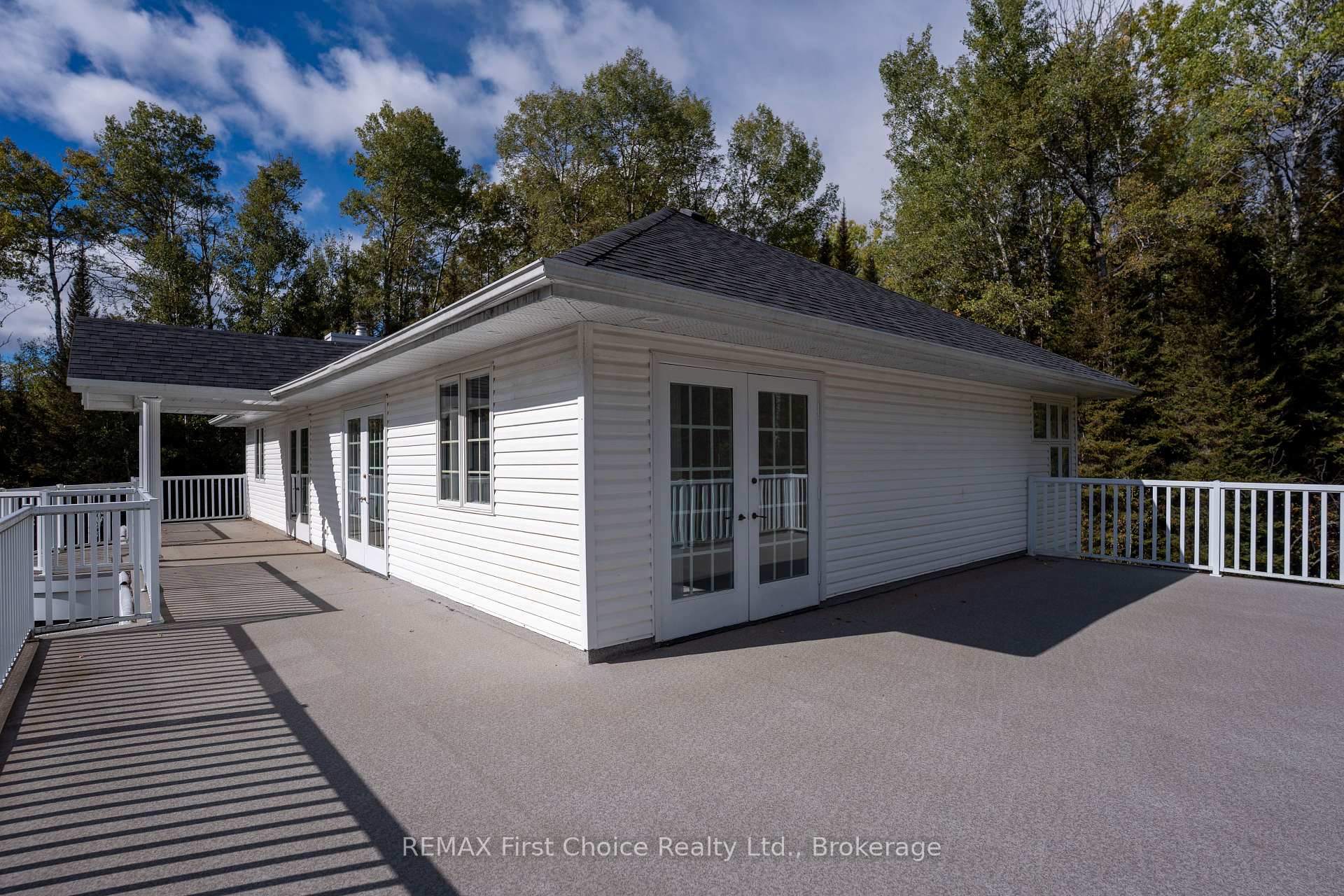 Photo 31 of 2086 Granite Road Granite Road, Thunder Bay, McIntyre South — HOMEH