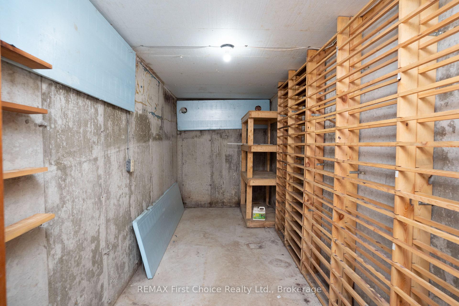 Photo 46 of 2086 Granite Road Granite Road, Thunder Bay, McIntyre South — HOMEH