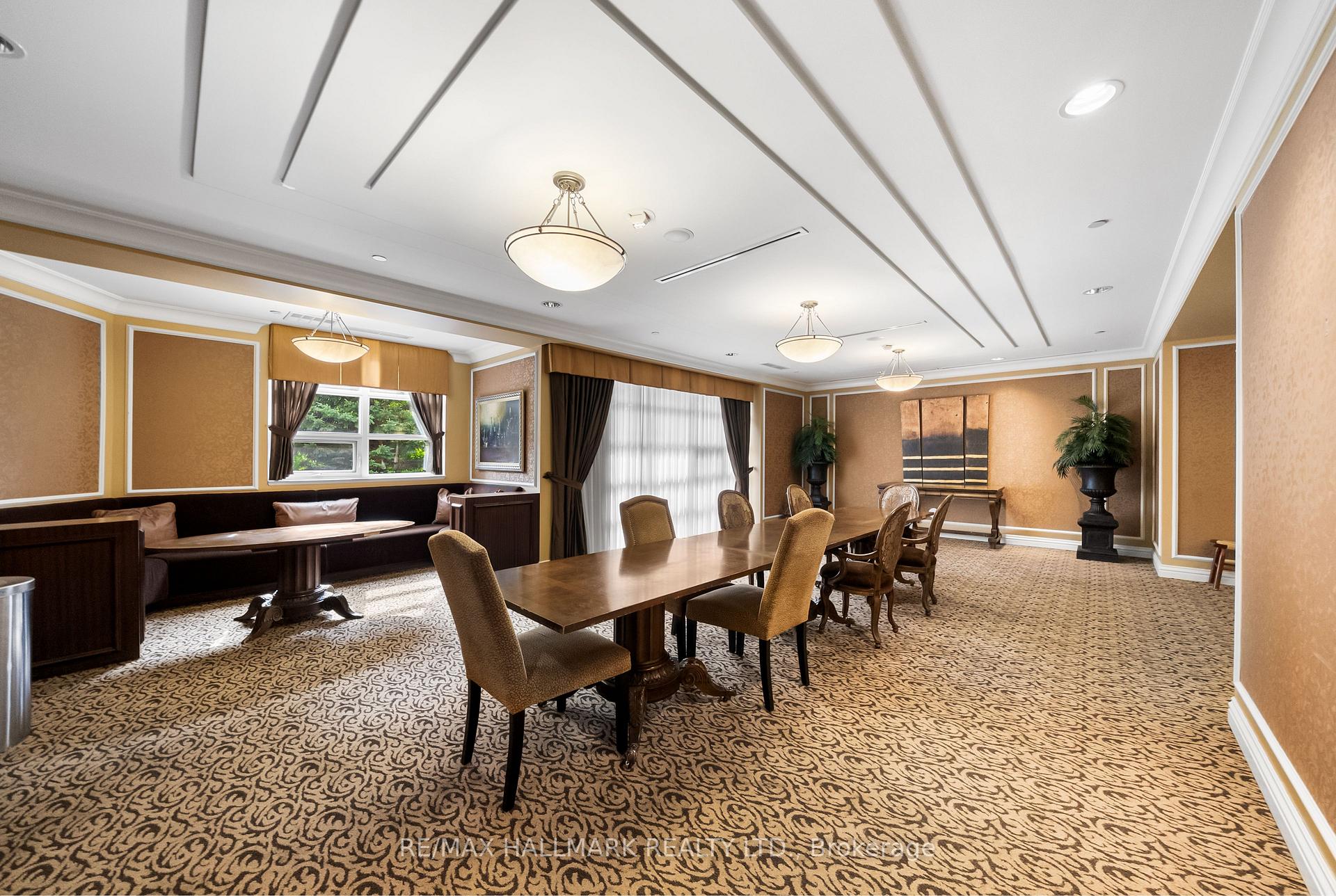 Photo 28 of Unit 1609, 9235 Jane Street, Vaughan, Maple — HOMEH