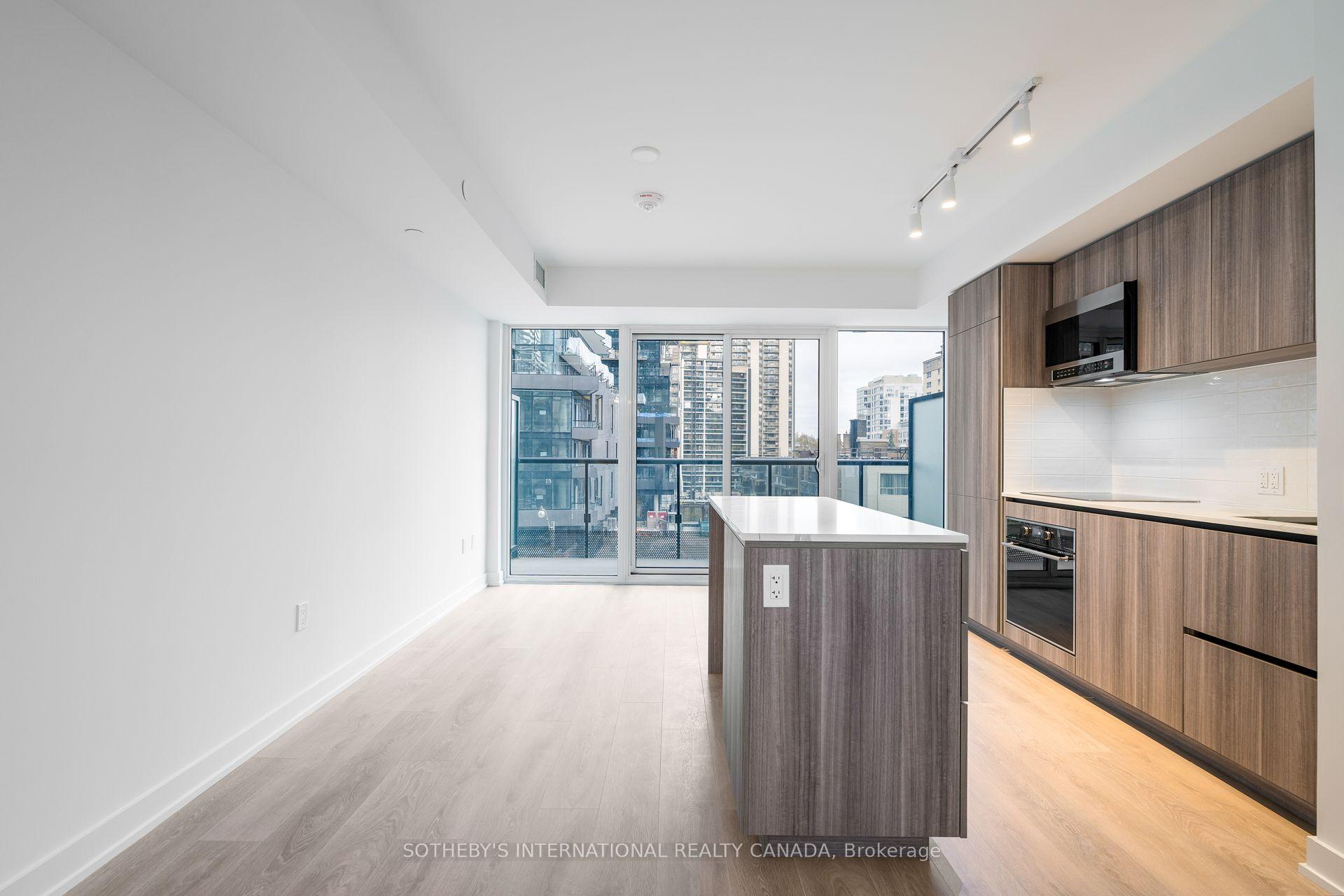 Photo 6 of Unit 407, 117 Broadway Avenue, Toronto, Mount Pleasant West — HOMEH