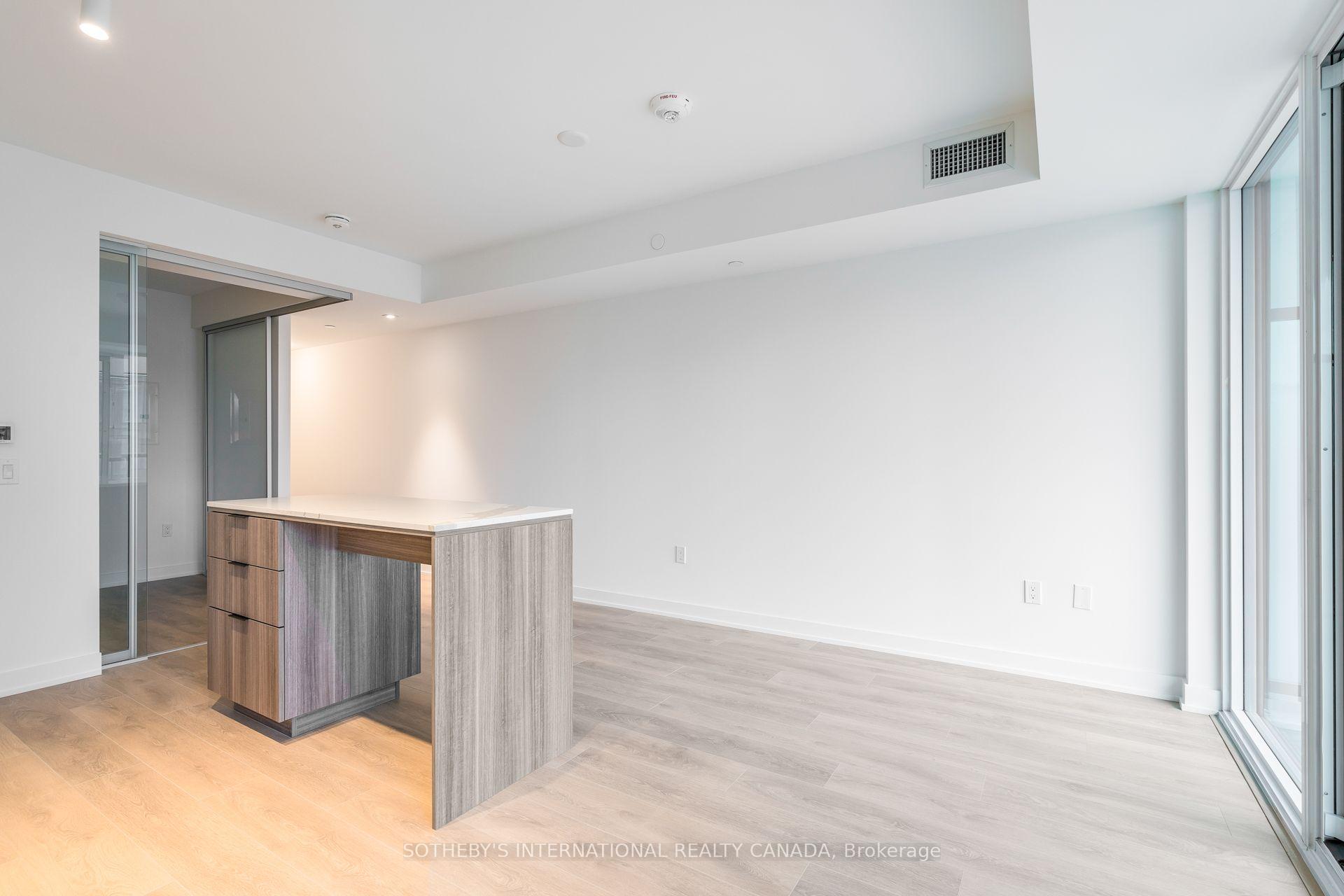 Photo 9 of Unit 407, 117 Broadway Avenue, Toronto, Mount Pleasant West — HOMEH