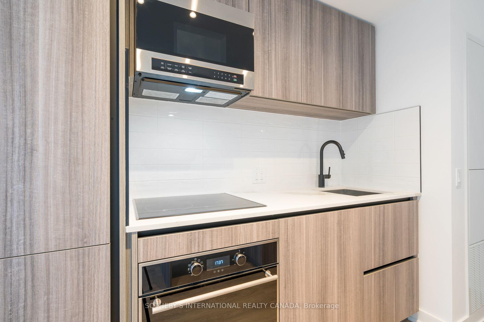 Photo 18 of Unit 407, 117 Broadway Avenue, Toronto, Mount Pleasant West — HOMEH