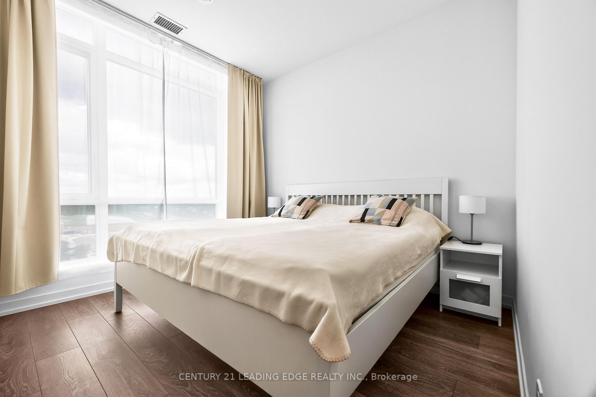 Photo 11 of Unit 1010, 8 Beverley Glen Boulevard, Vaughan, Beverley Glen — HOMEH