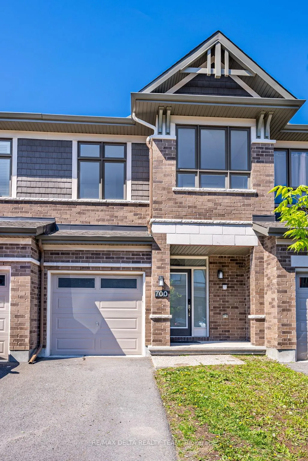 Photo 1 of 700 Guardian Grove, Ottawa, Riverside South/Gloucester Glen — HOMEH