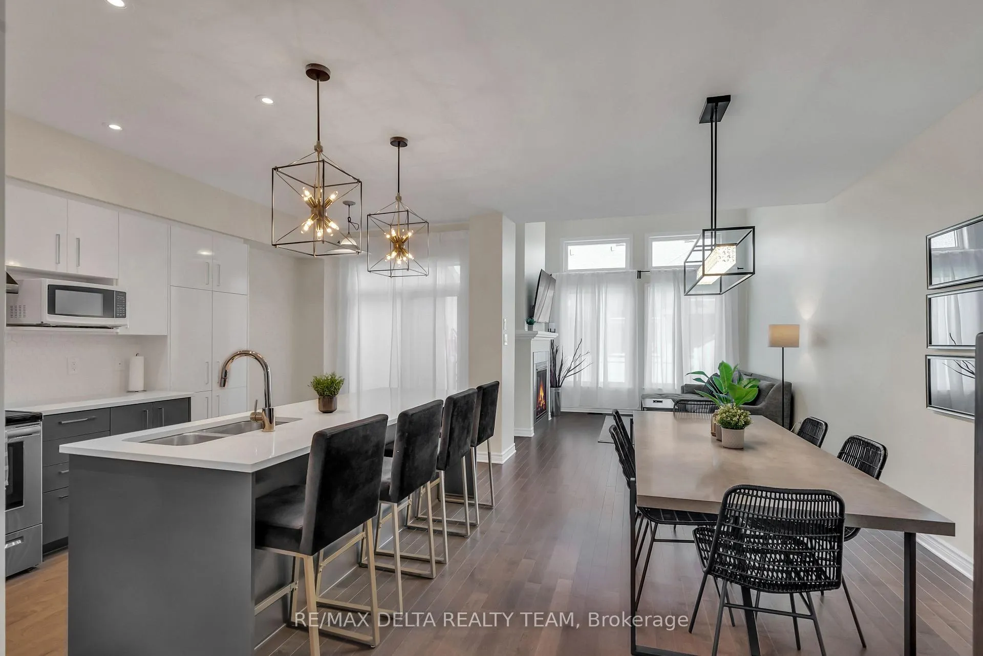 Photo 5 of 700 Guardian Grove, Ottawa, Riverside South/Gloucester Glen — HOMEH