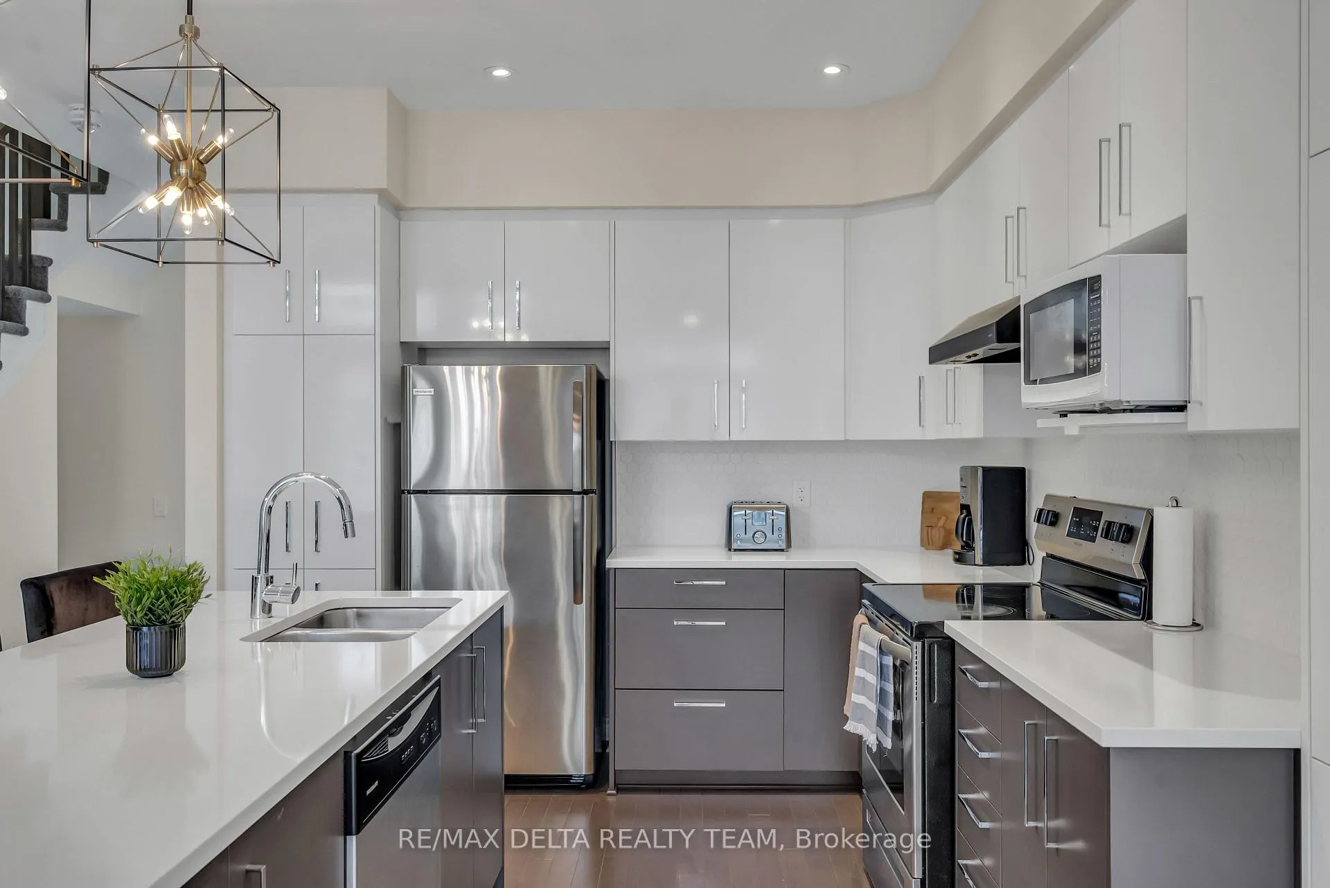 Photo 10 of 700 Guardian Grove, Ottawa, Riverside South/Gloucester Glen — HOMEH