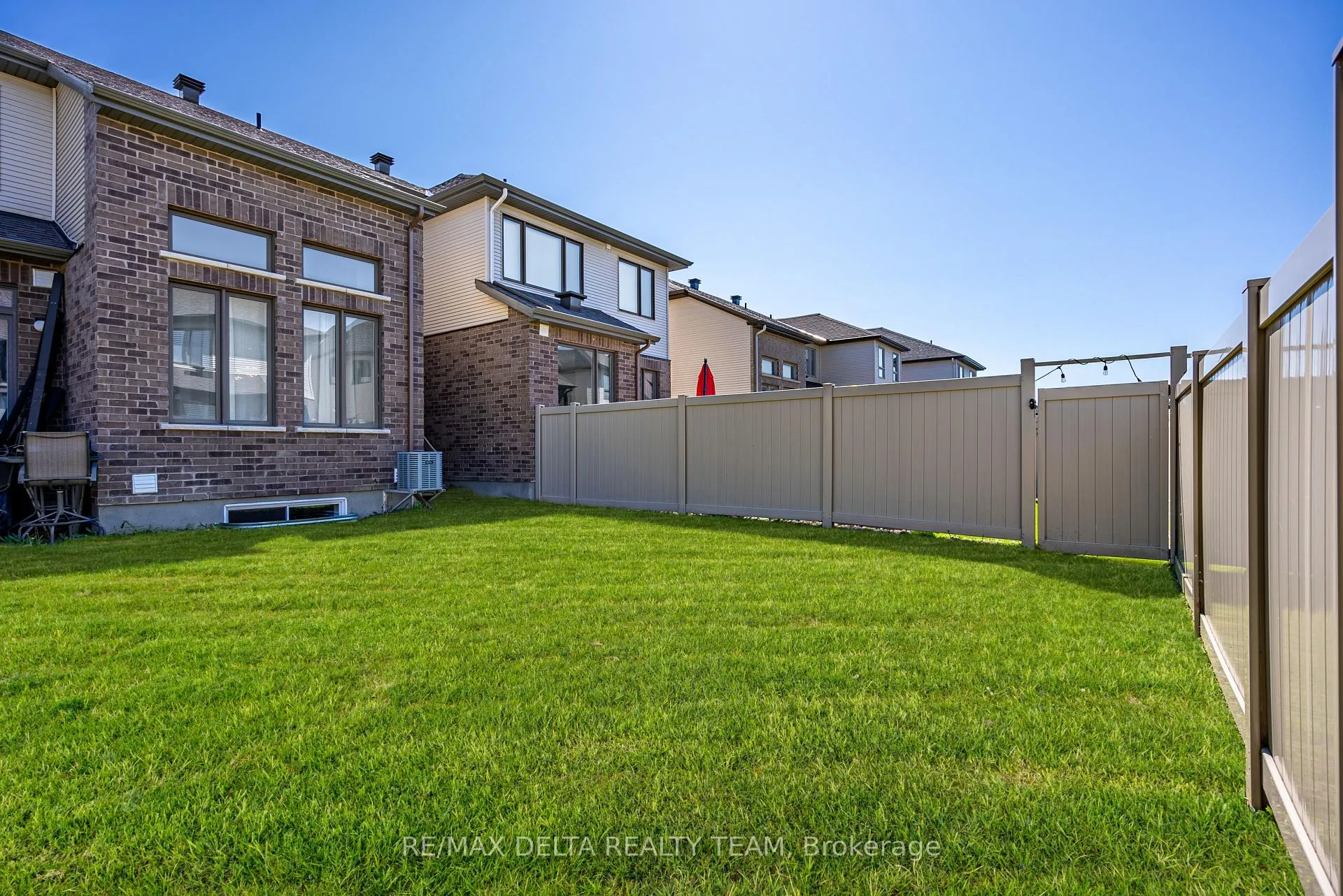 Photo 64 of 700 Guardian Grove, Ottawa, Riverside South/Gloucester Glen — HOMEH