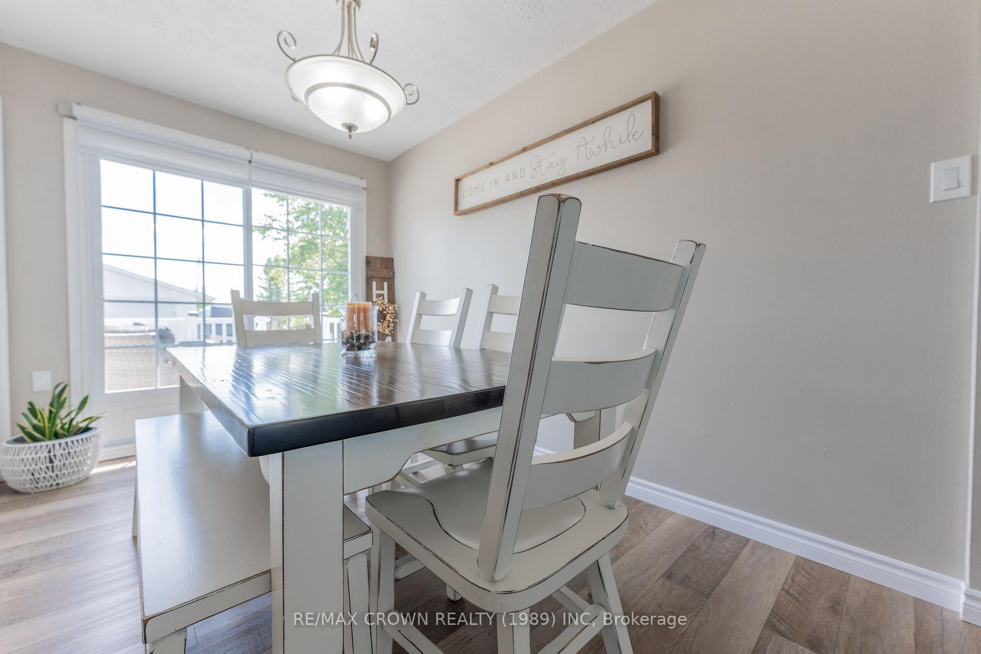 Photo 11 of 29 Hazel Street, Kapuskasing — HOMEH