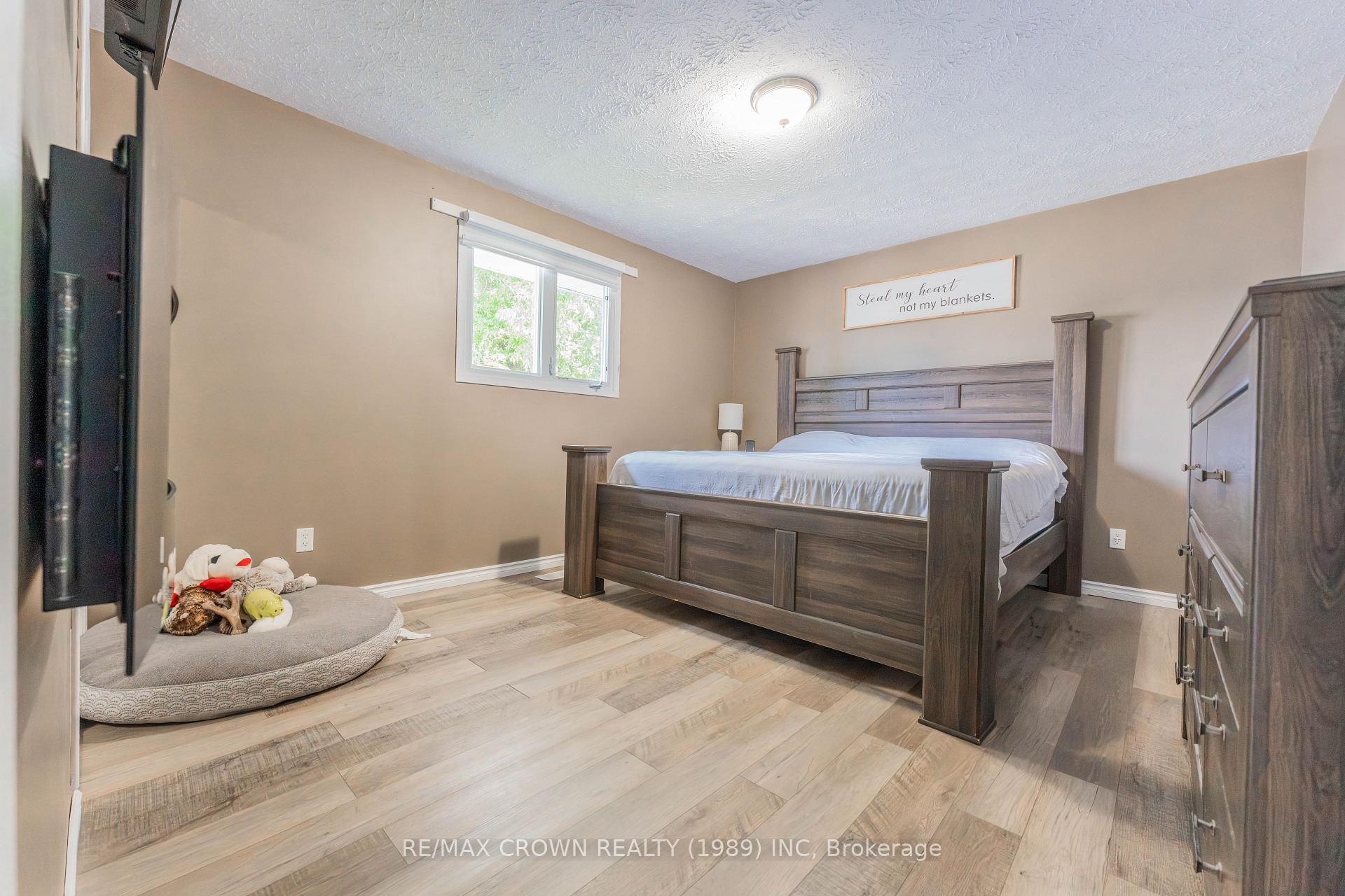 Photo 18 of 29 Hazel Street, Kapuskasing — HOMEH