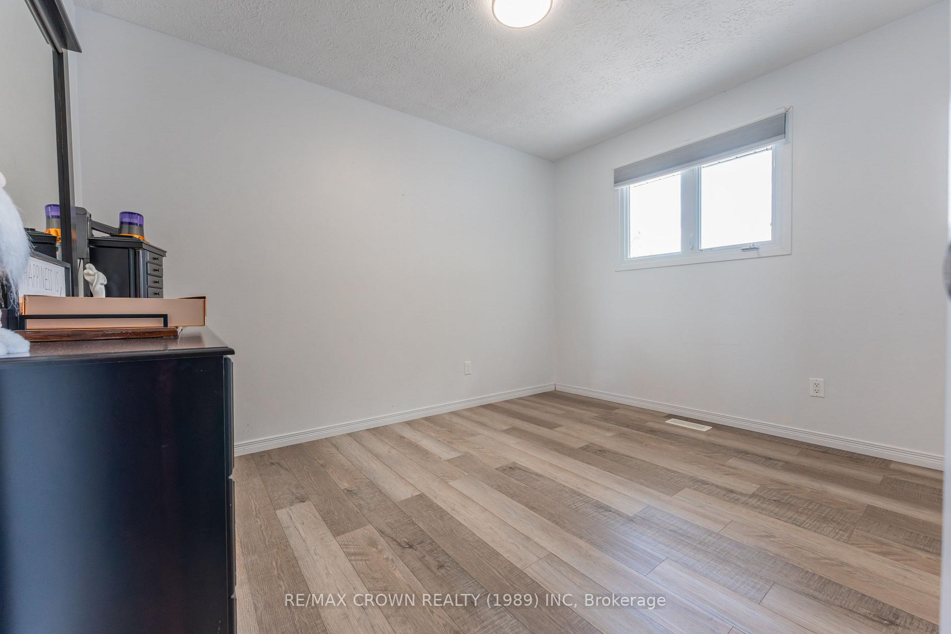 Photo 21 of 29 Hazel Street, Kapuskasing — HOMEH