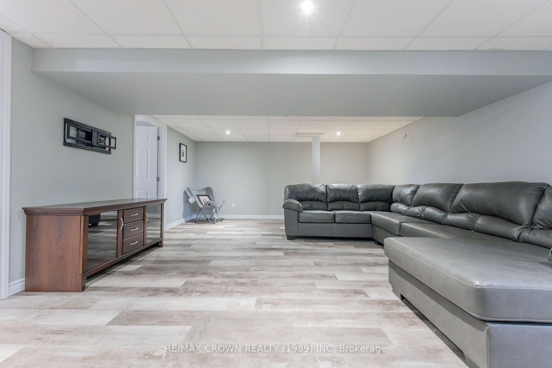 Photo 30 of 29 Hazel Street, Kapuskasing — HOMEH