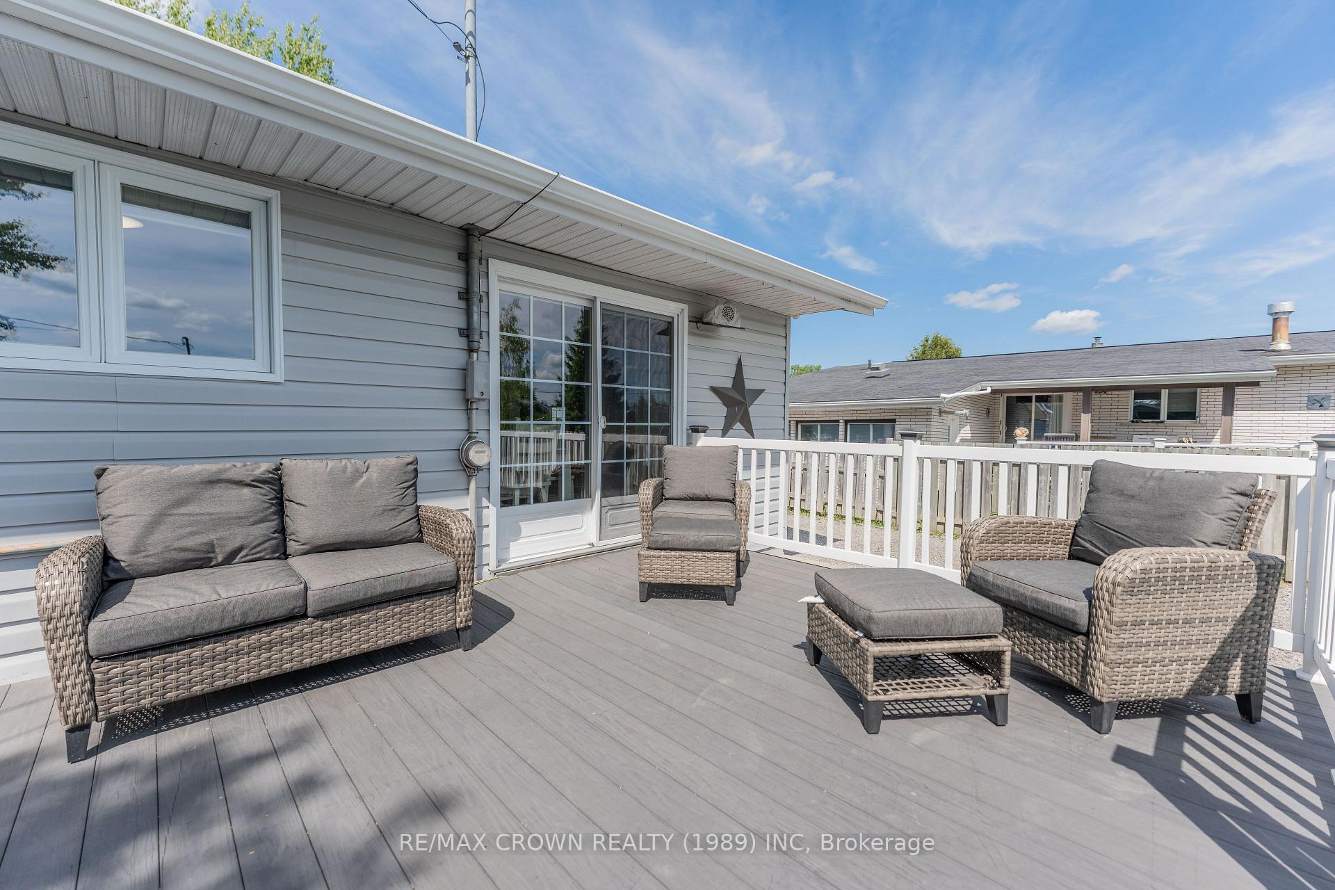 Photo 42 of 29 Hazel Street, Kapuskasing — HOMEH