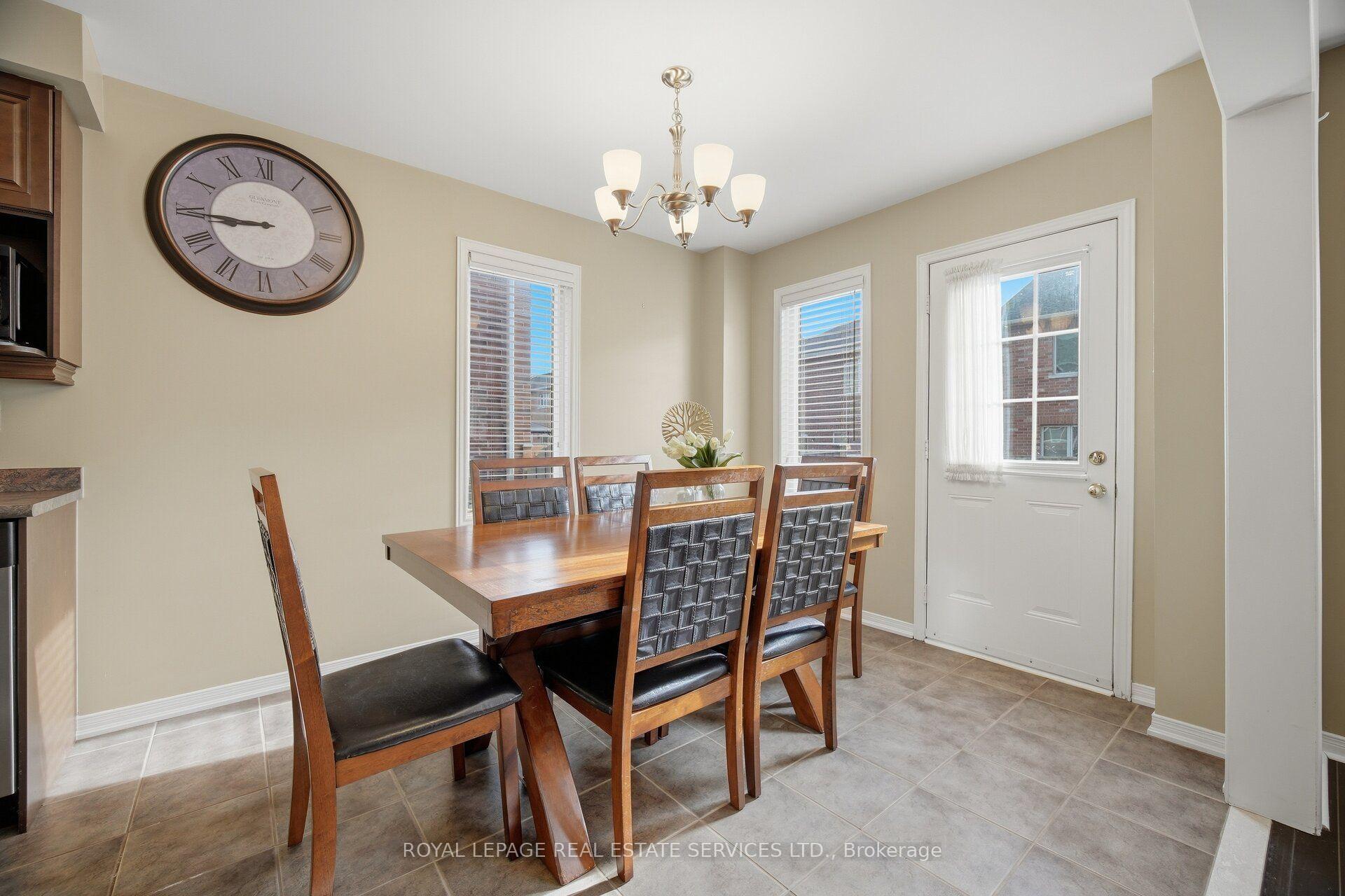Photo 14 of 332 Duncan Lane N, Milton, Scott — HOMEH