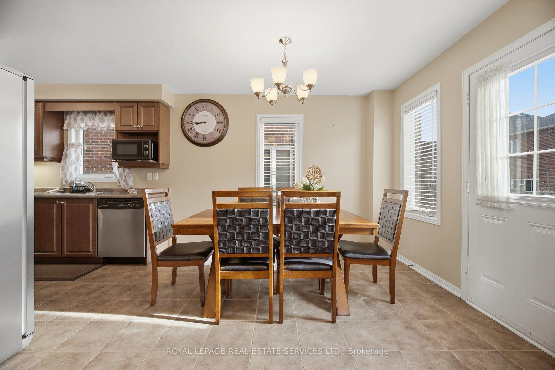 Photo 15 of 332 Duncan Lane N, Milton, Scott — HOMEH