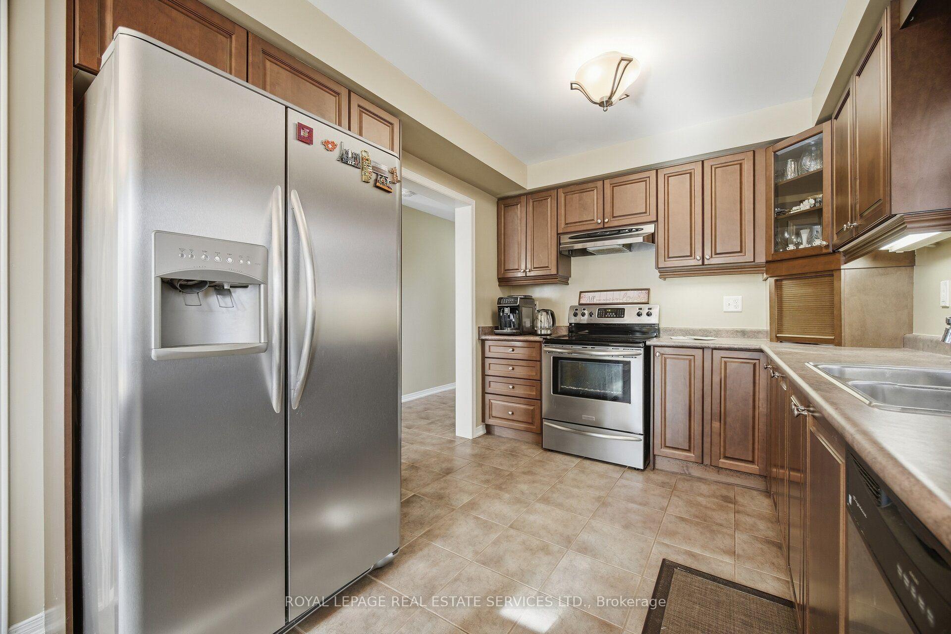 Photo 17 of 332 Duncan Lane N, Milton, Scott — HOMEH