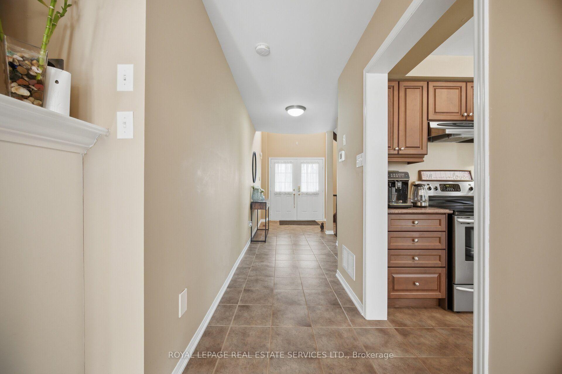Photo 24 of 332 Duncan Lane N, Milton, Scott — HOMEH