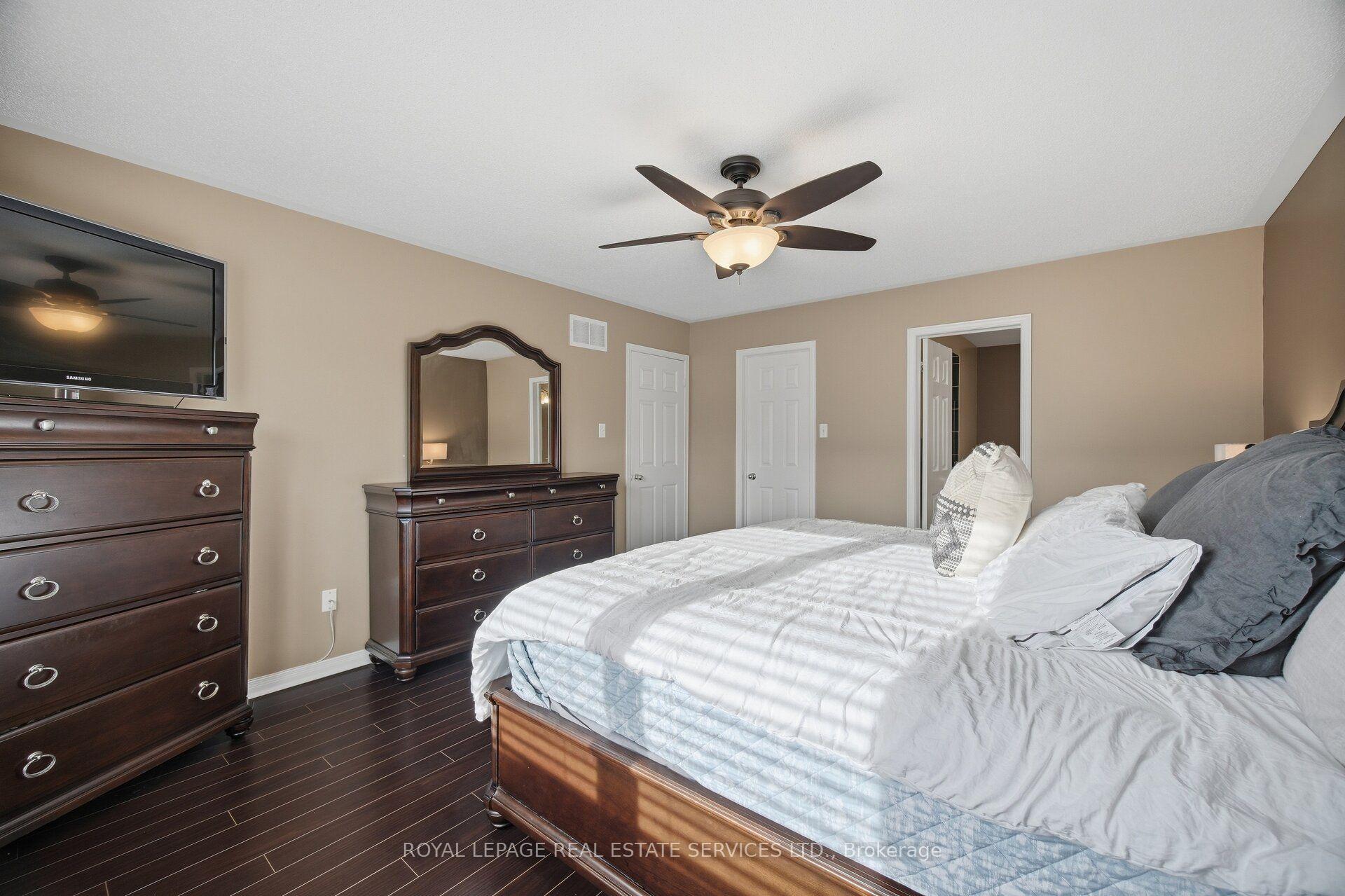 Photo 33 of 332 Duncan Lane N, Milton, Scott — HOMEH