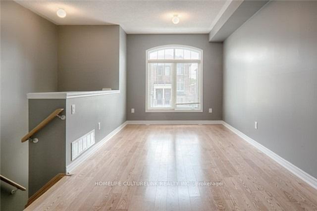 Photo 2 of 324 Delray Drive, Markham, Greensborough — HOMEH