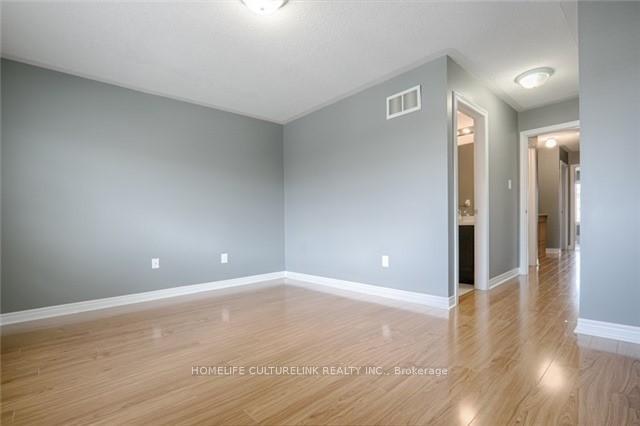 Photo 10 of 324 Delray Drive, Markham, Greensborough — HOMEH